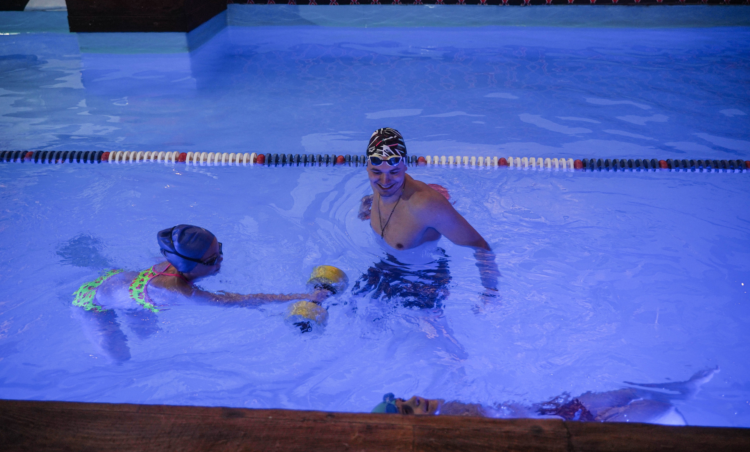 Детские зантия в бассейне. Ульяна Палама: Мир через призму фотокамеры