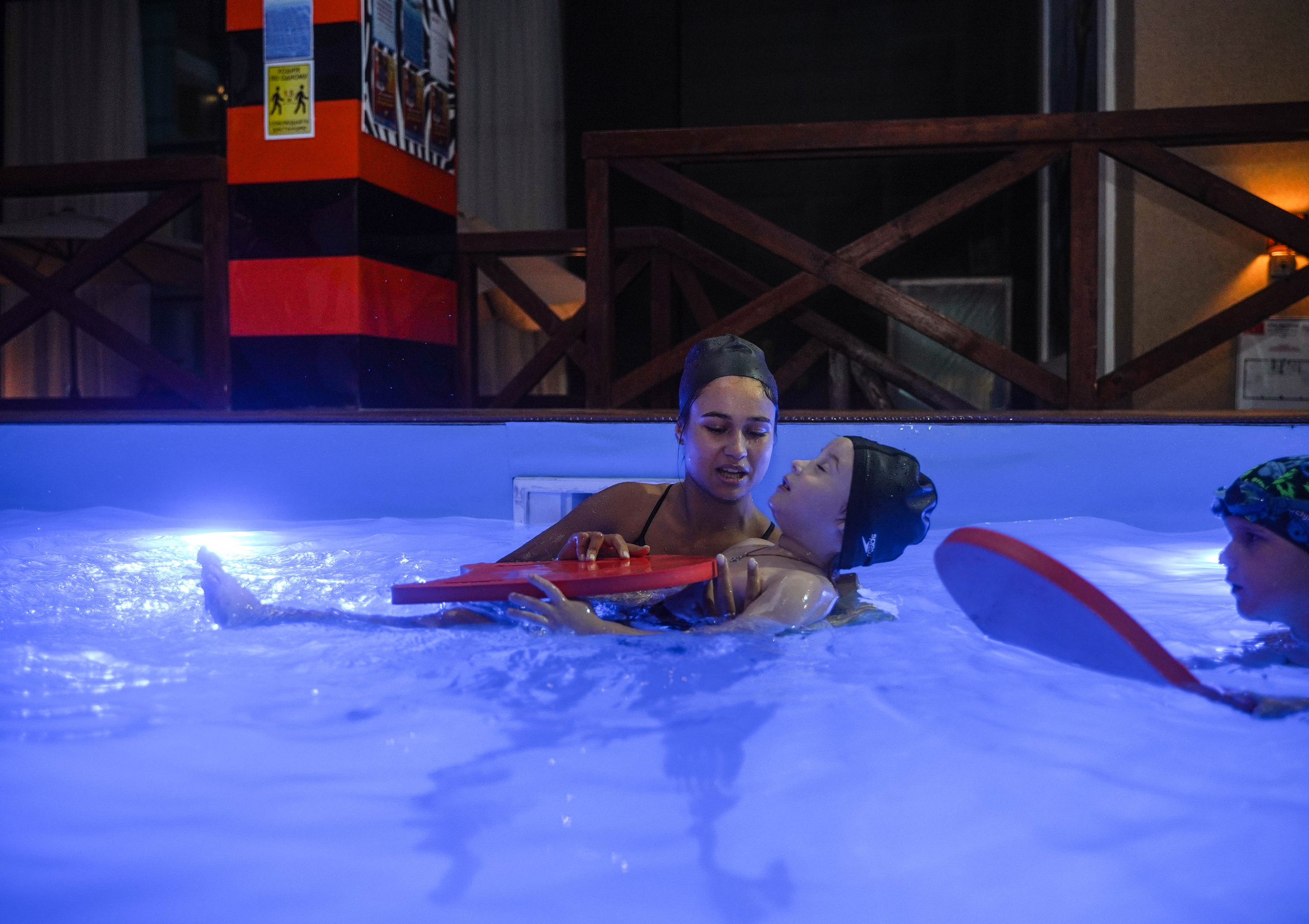 Детские зантия в бассейне. Ульяна Палама: Мир через призму фотокамеры