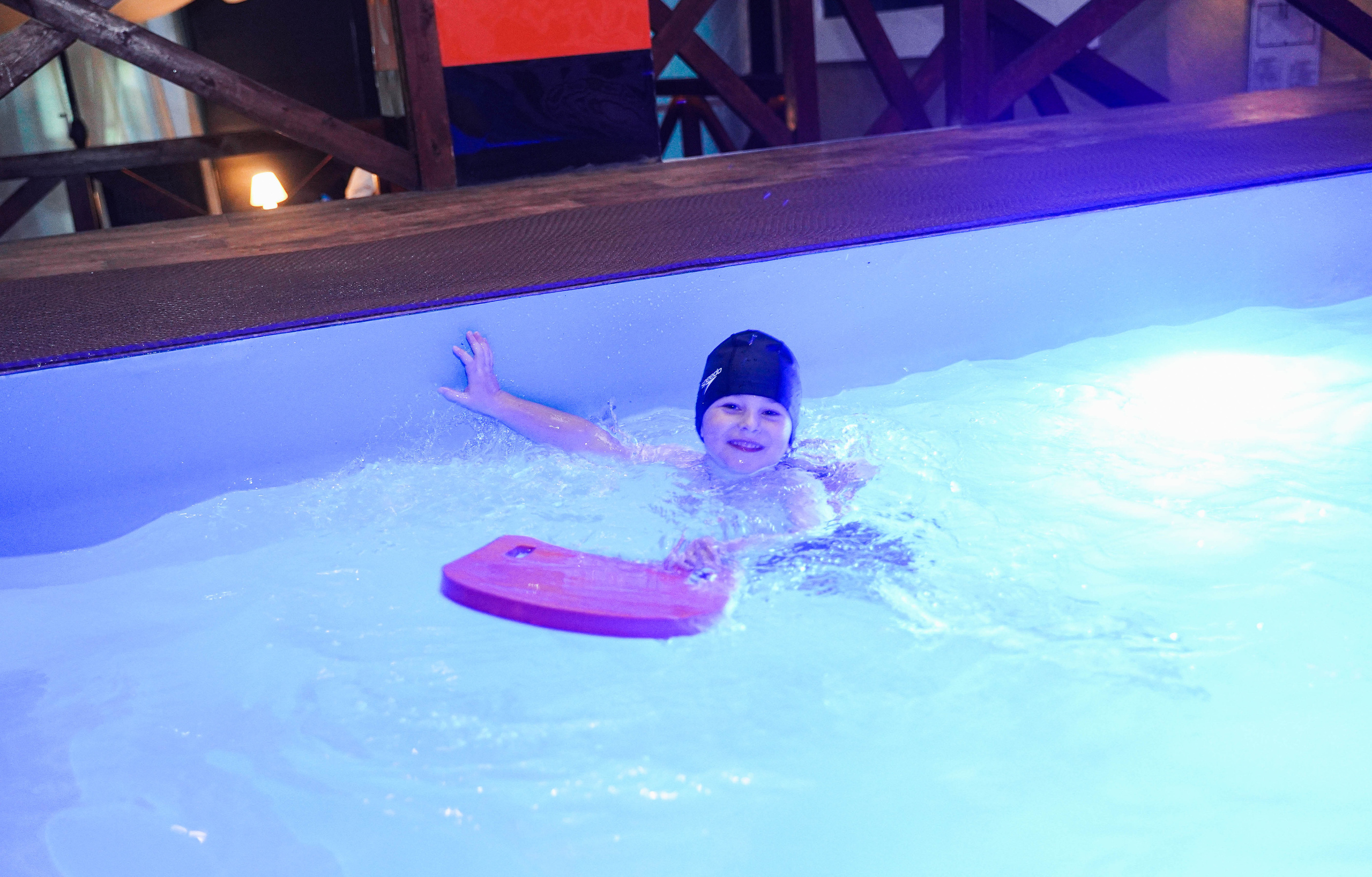 Детские зантия в бассейне. Ульяна Палама: Мир через призму фотокамеры