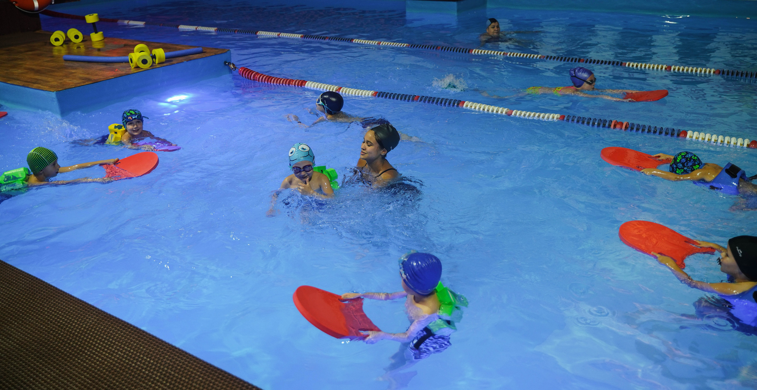 Детские зантия в бассейне. Ульяна Палама: Мир через призму фотокамеры