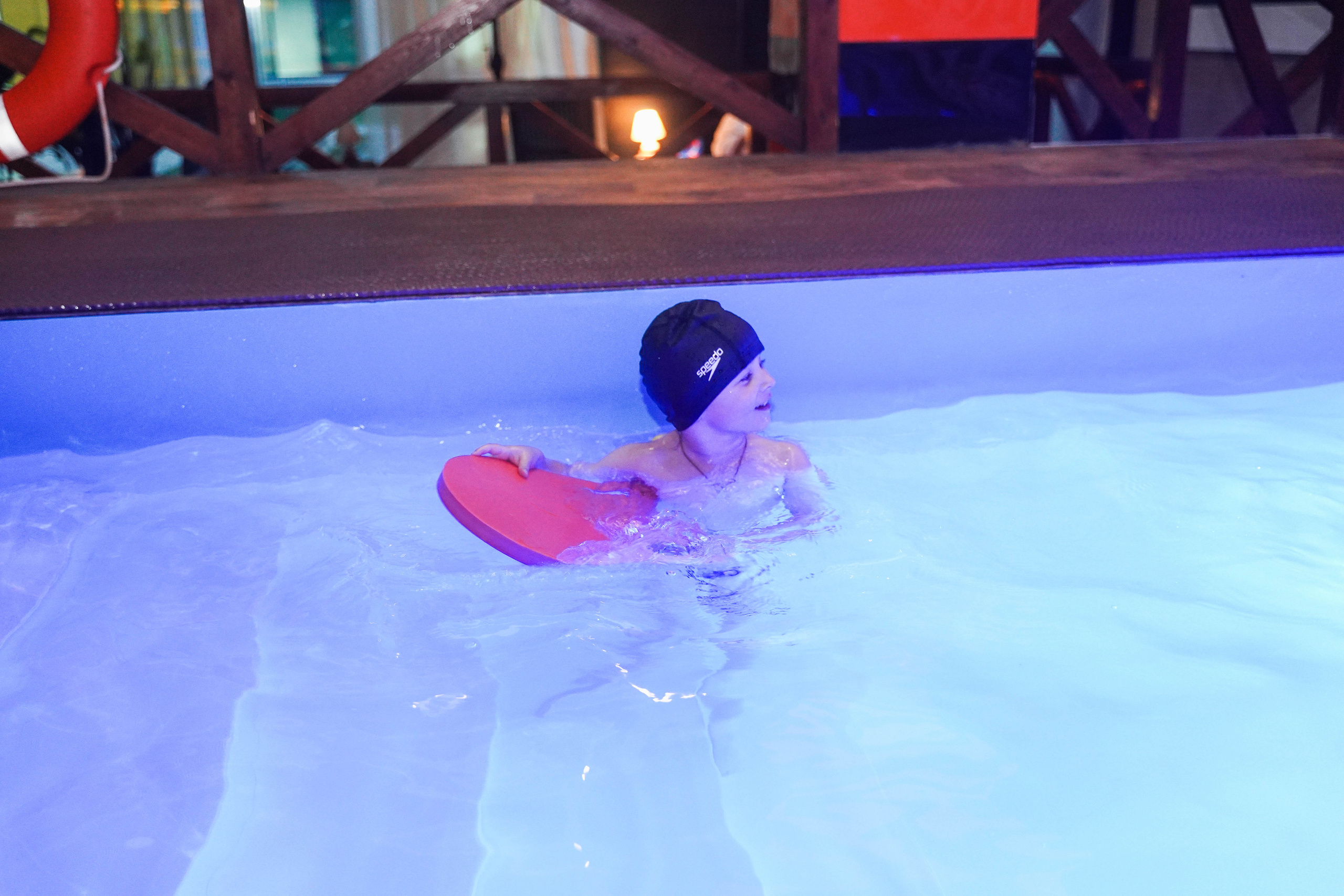 Детские зантия в бассейне. Ульяна Палама: Мир через призму фотокамеры