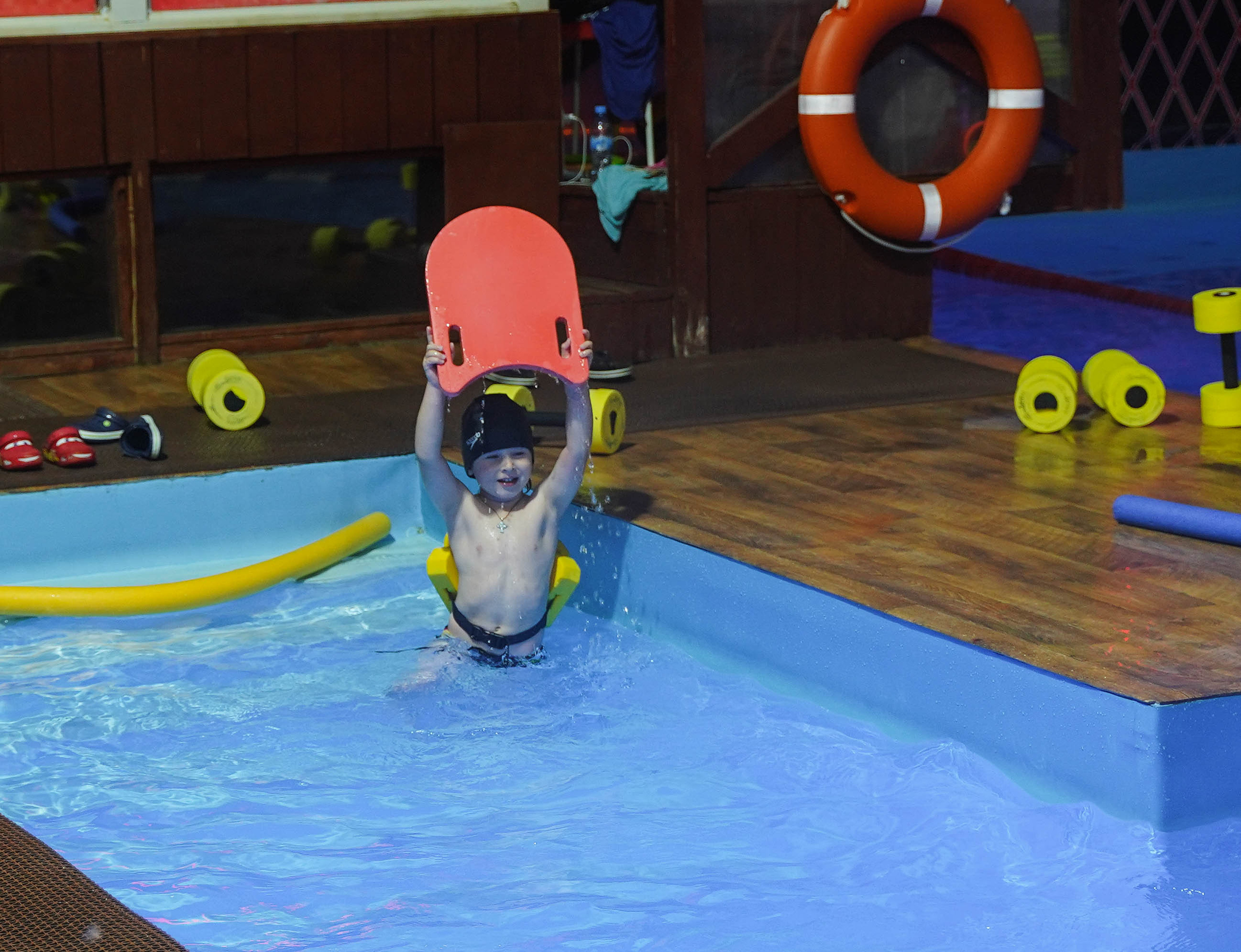 Детские зантия в бассейне. Ульяна Палама: Мир через призму фотокамеры