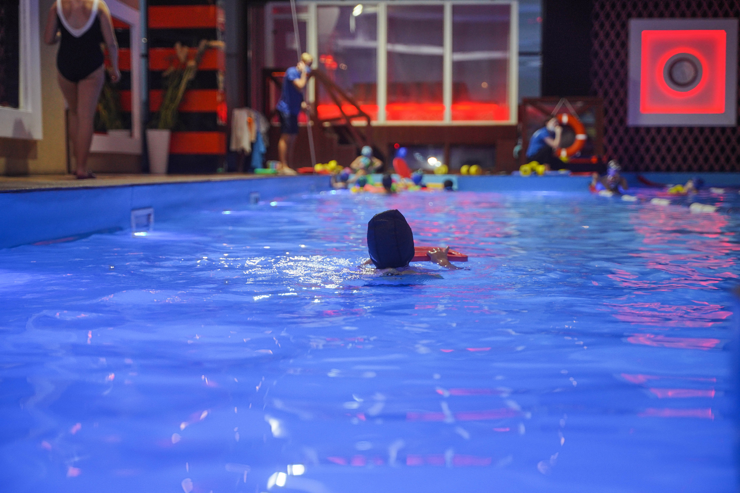 Детские зантия в бассейне. Ульяна Палама: Мир через призму фотокамеры