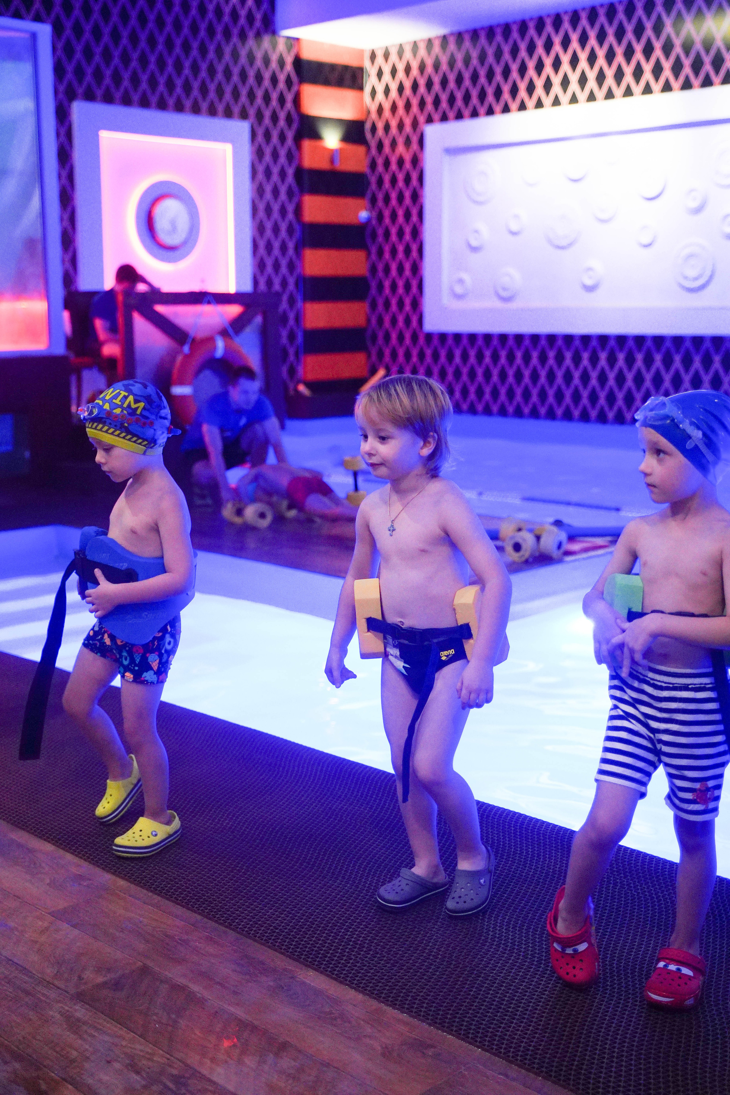 Детские зантия в бассейне. Ульяна Палама: Мир через призму фотокамеры