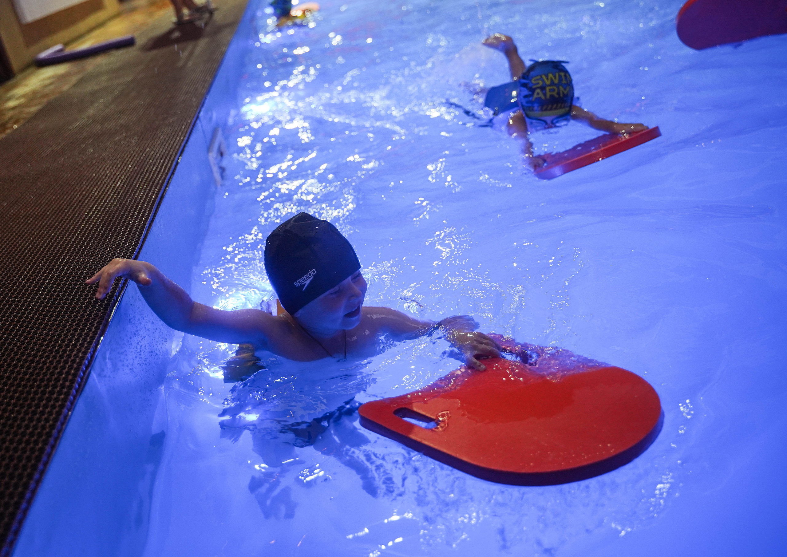 Детские зантия в бассейне. Ульяна Палама: Мир через призму фотокамеры