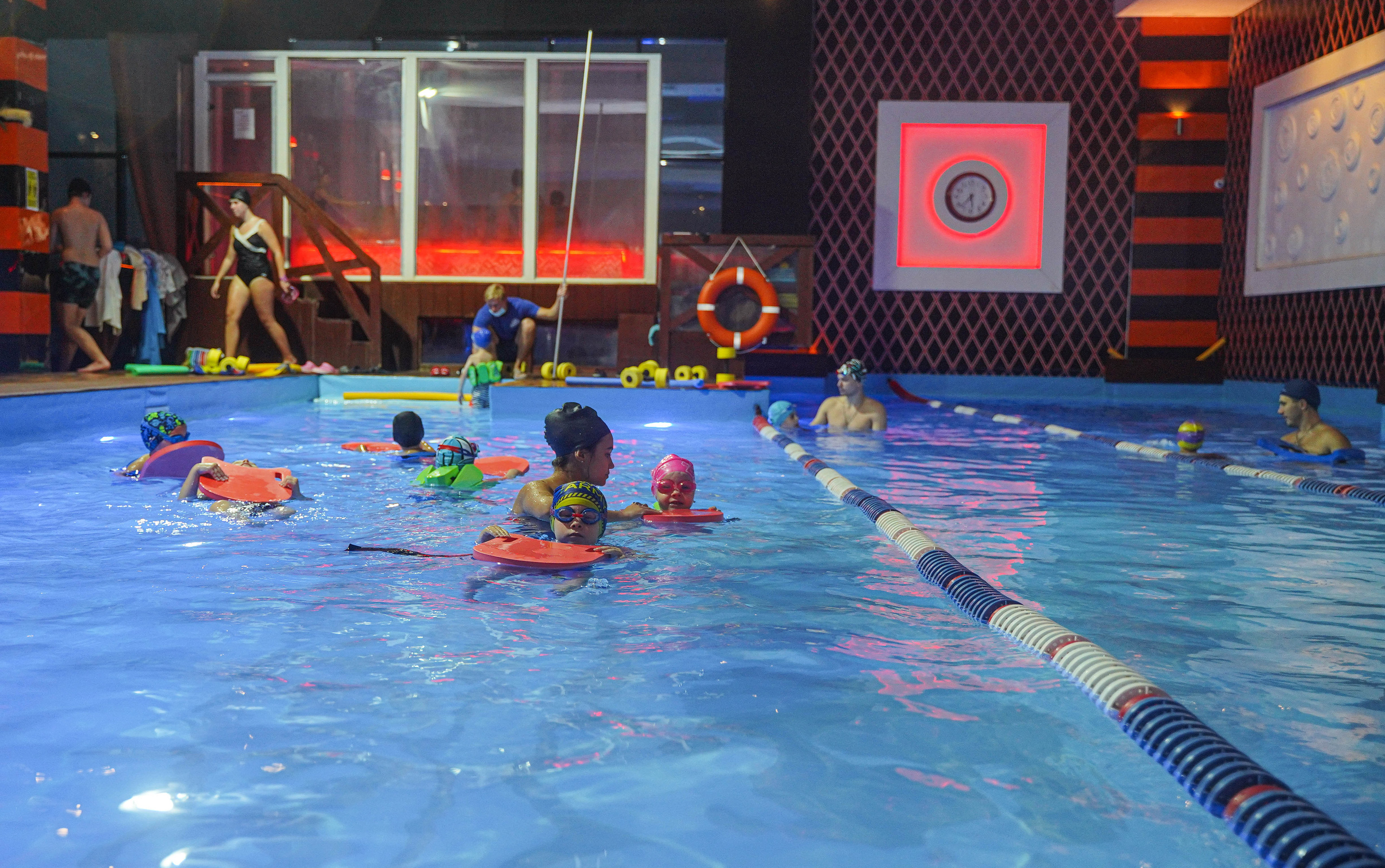 Детские зантия в бассейне. Ульяна Палама: Мир через призму фотокамеры