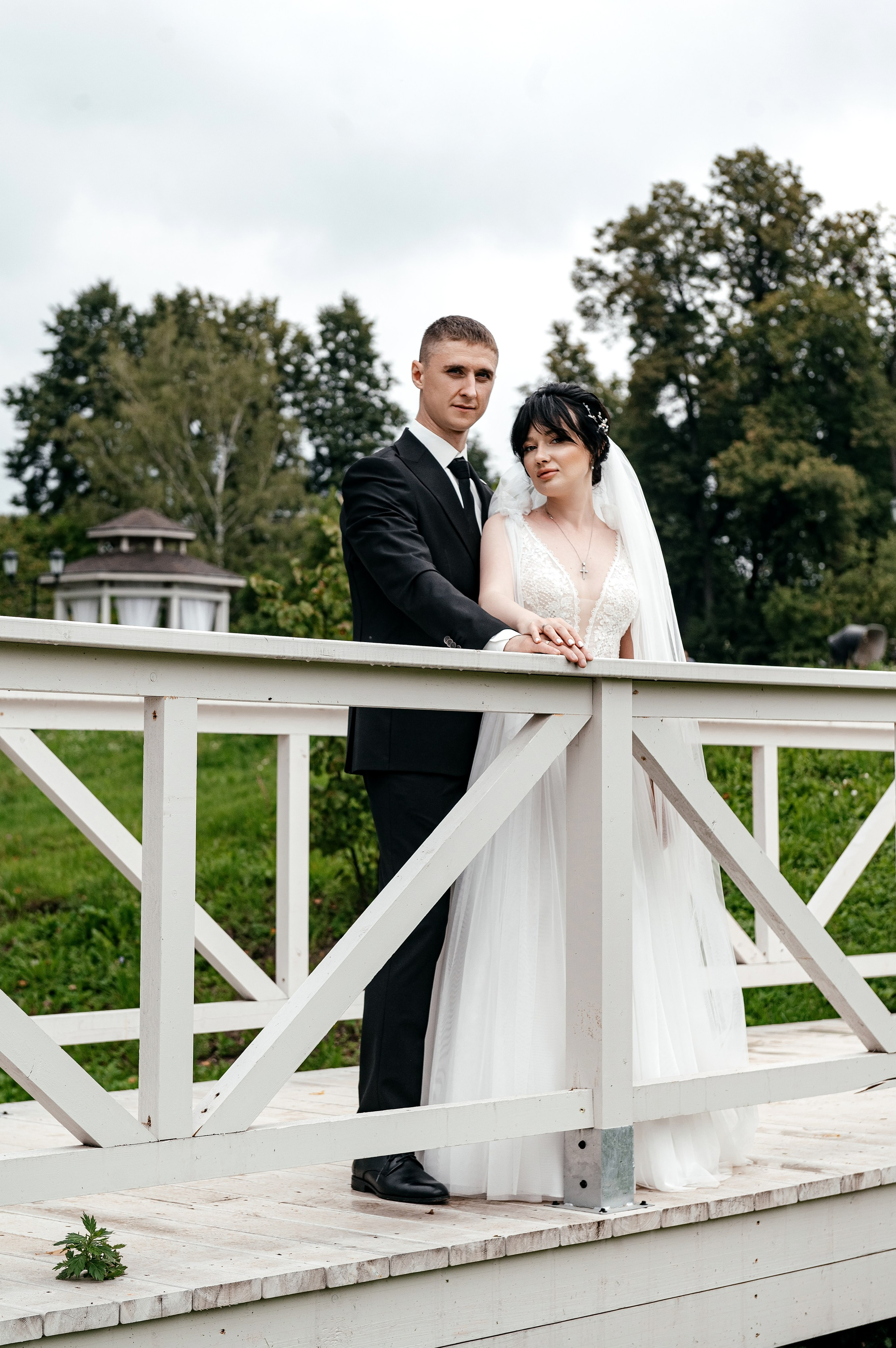 Свадьба с венчанием в Щелково. Прогулка в Гребнево, ресторан Кинза, отель Премиум. Свадебный и семейный фотограф Виктория Носачёва. Щелково, Москва и МО