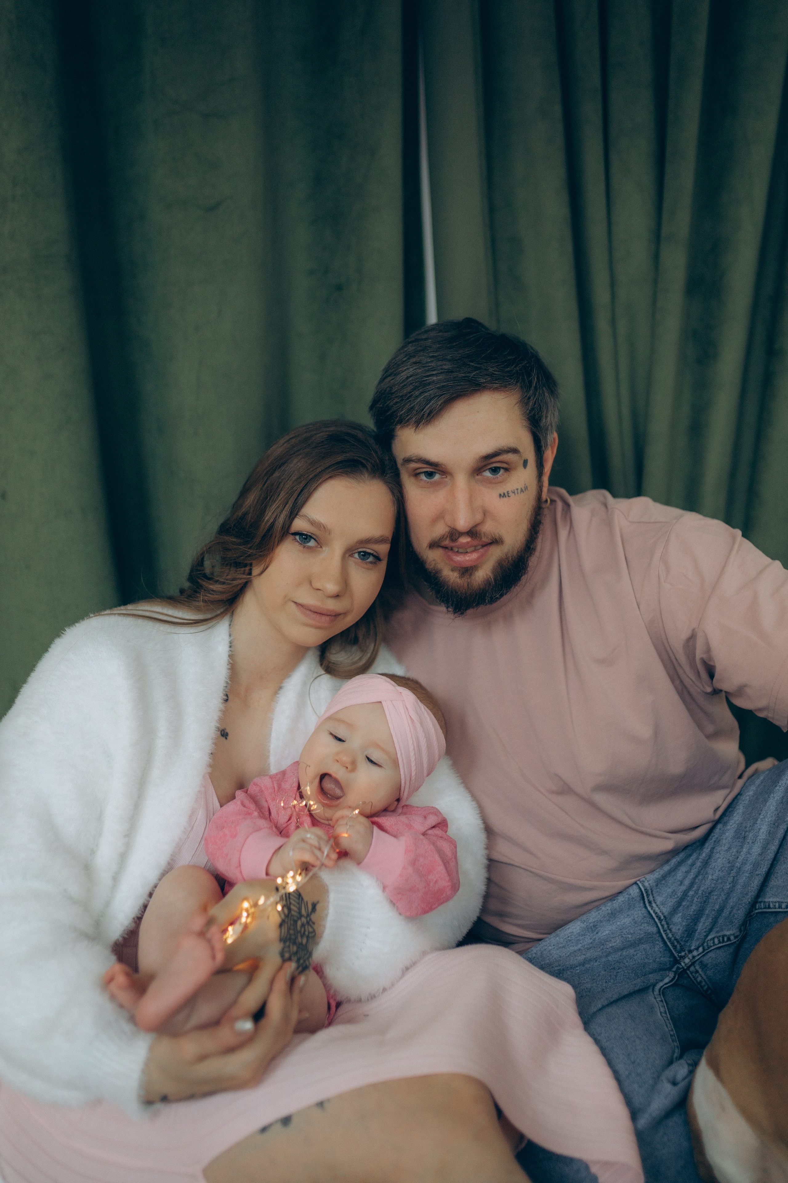 New Year's family story. Семейный фотограф и фотограф на роды в Ростове-на-Дону Мухина Виктория