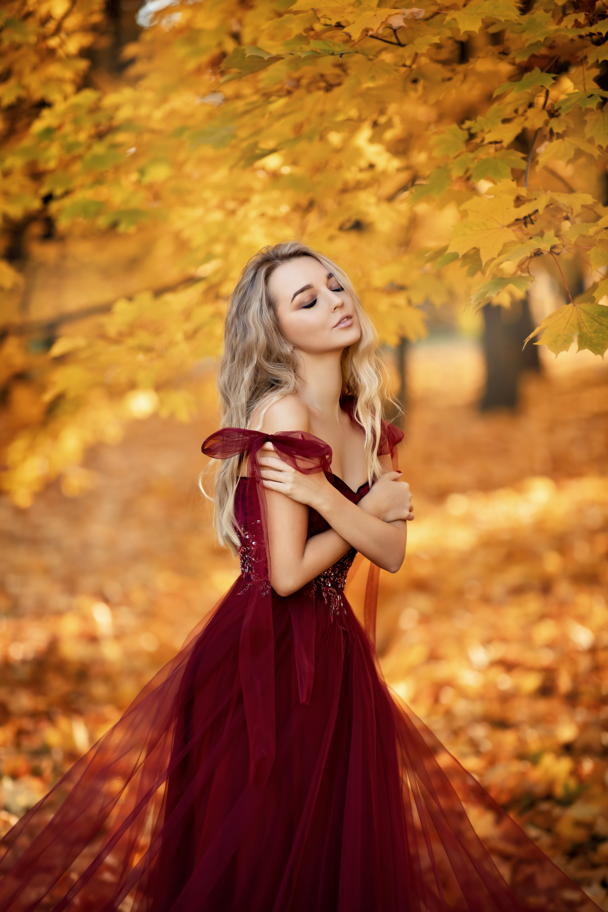 Сайт фотографа Елены Мигачевой. Сказочный фотограф , дизайнер костюмов и украшений