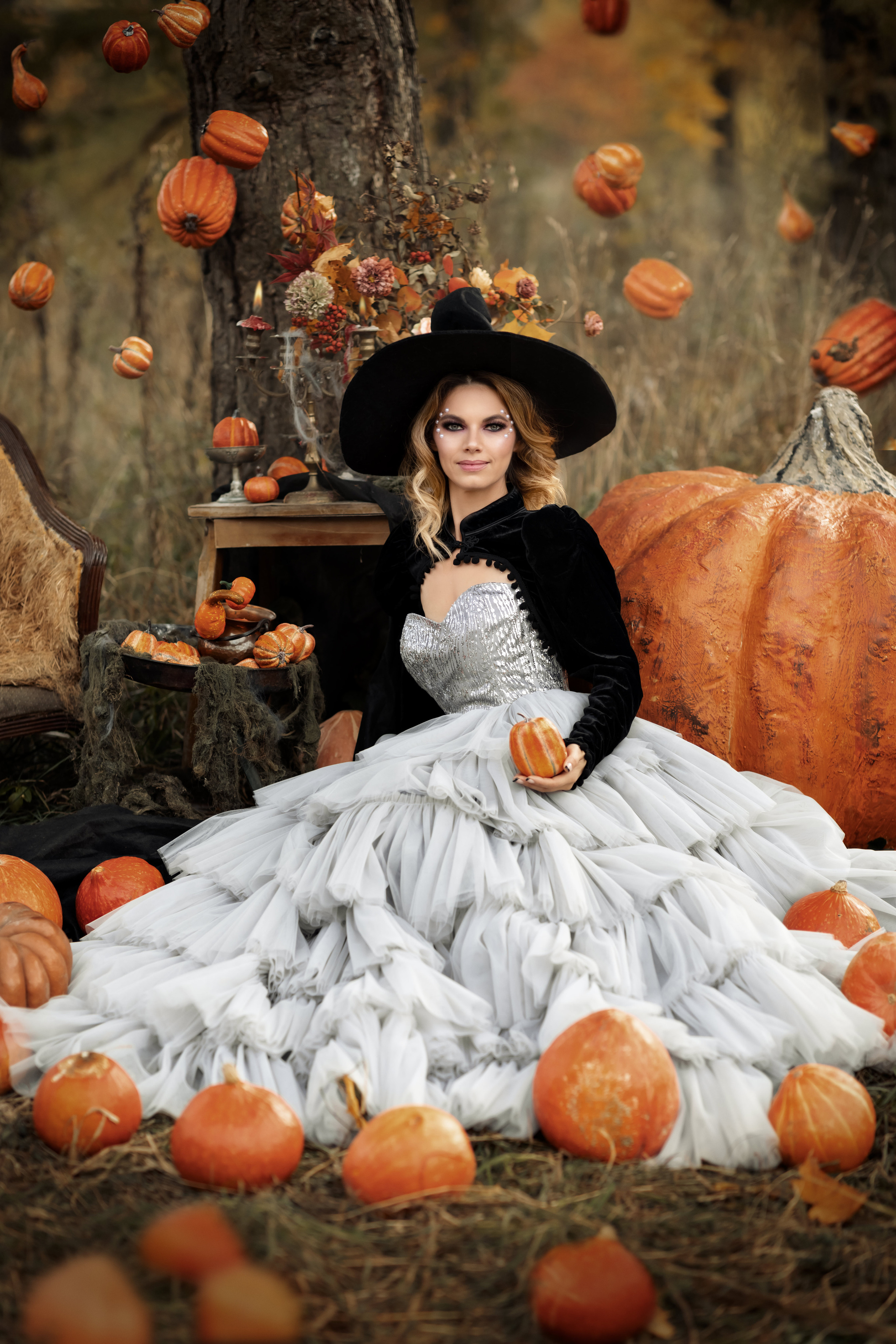 Сайт фотографа Елены Мигачевой. Сказочный фотограф , дизайнер костюмов и украшений