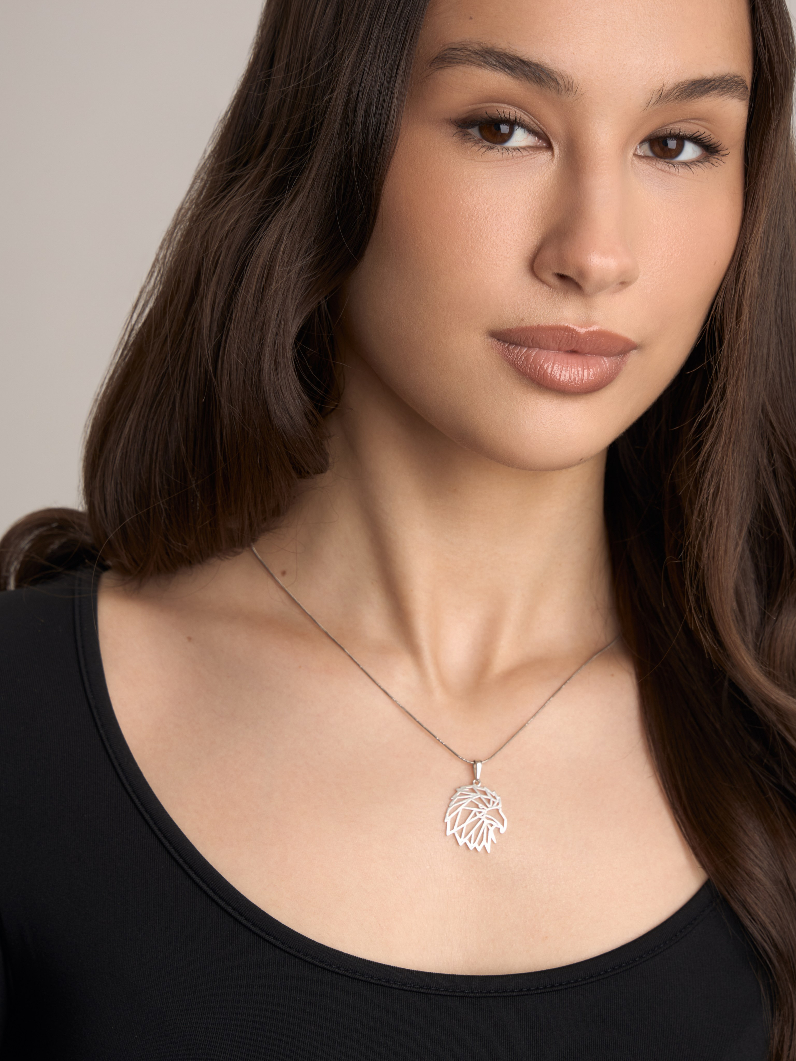 ARTEFACTUM.SHOP. Фотограф для брендов из Санкт-Петербурга Элина Каспаравичюс