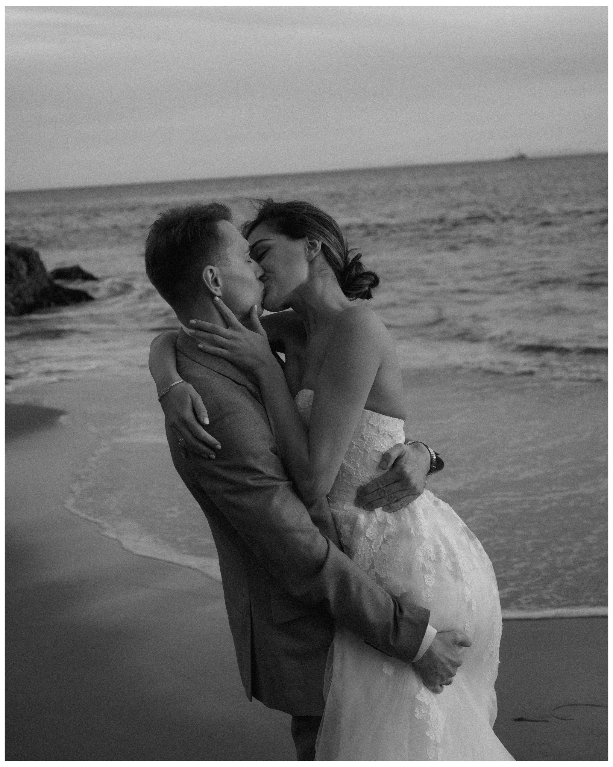 WEDDING PHOTOS. DIANA AMEFOLLE — photographer, videographer. LOS ANGELES