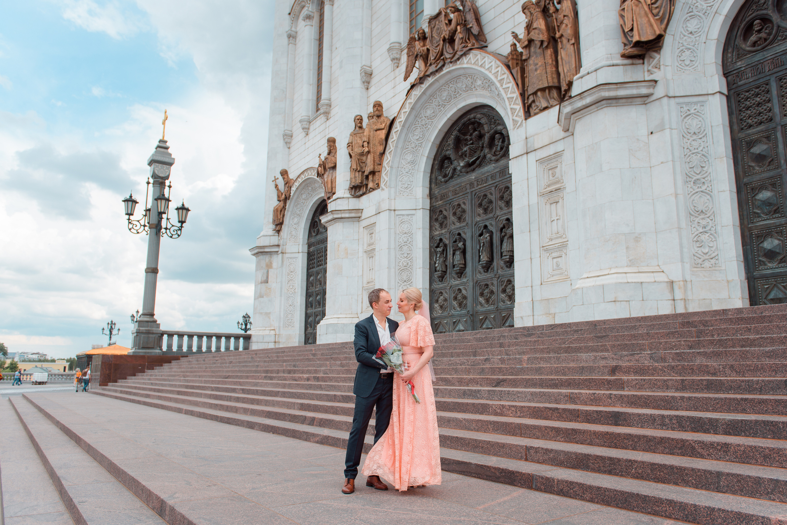 Венчание в Храме Христа Спасителя (Нижний храм). Свадебный и семейный фотограф в Москве Юлия Винник
