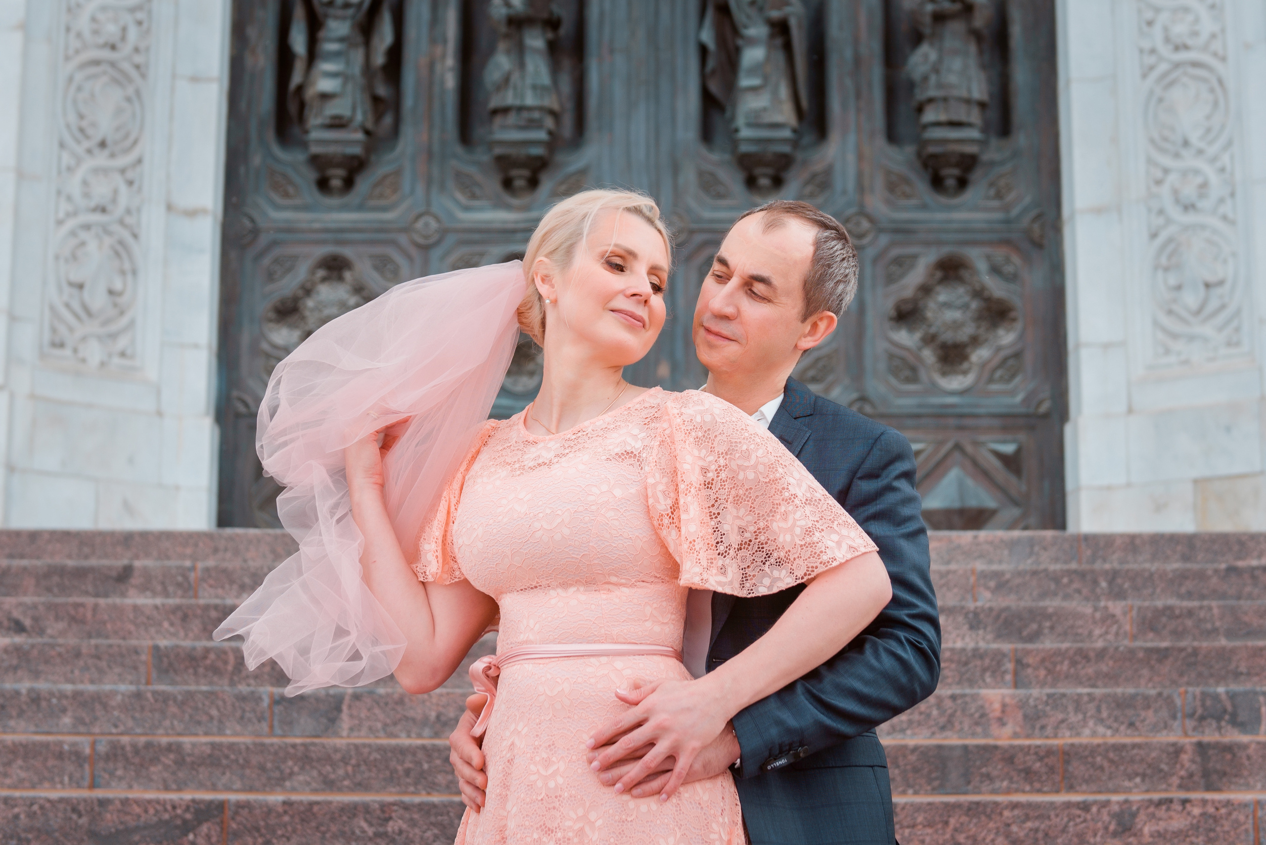 Венчание в Храме Христа Спасителя (Нижний храм). Свадебный и семейный фотограф в Москве Юлия Винник