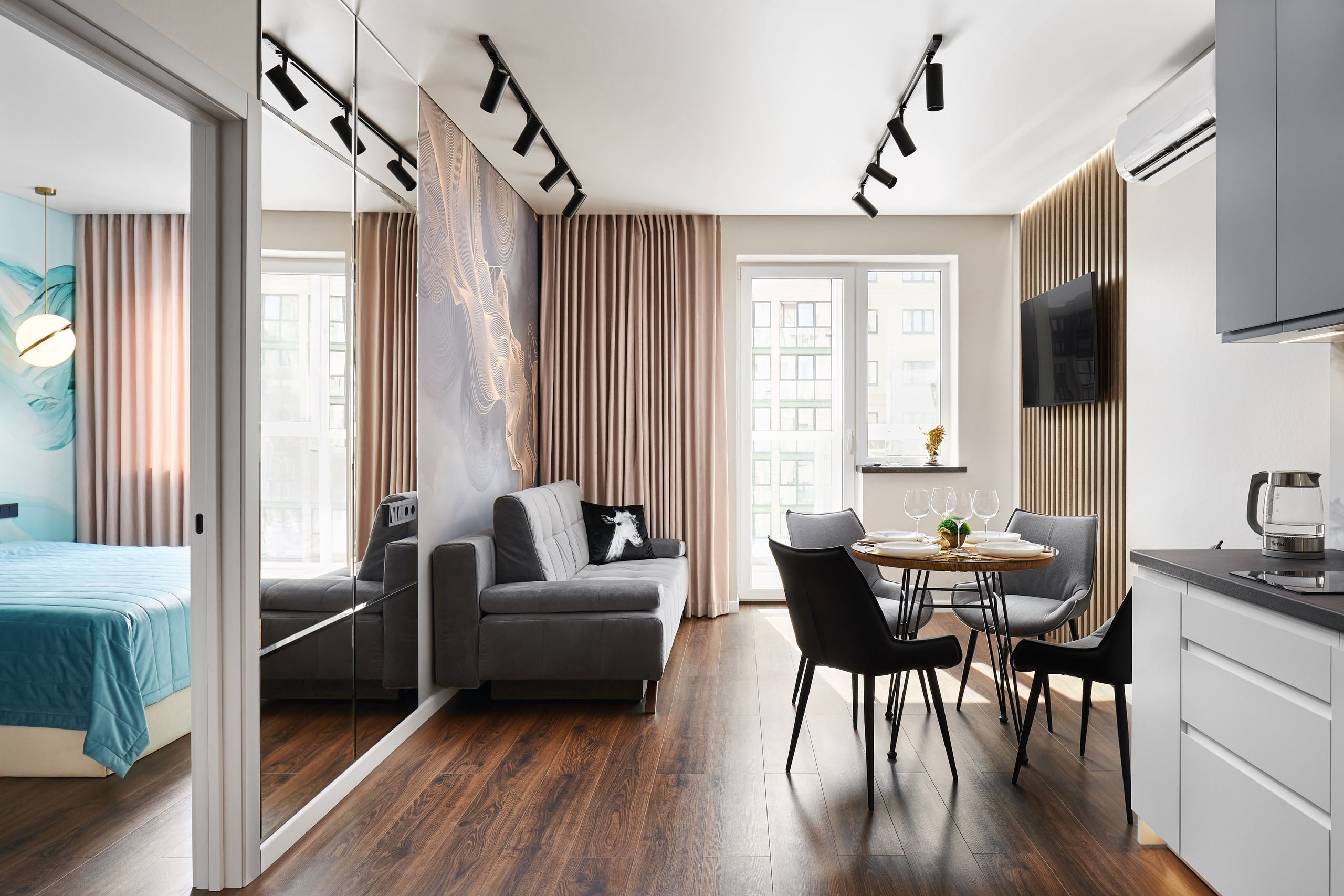 Небольшая квартира, современный ремонт, гостиная, спальня