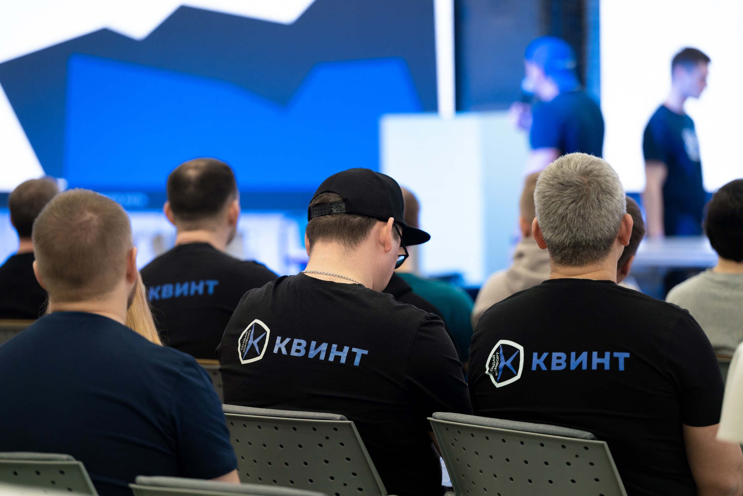 Форум от компании строительных материалов «Plitonit». Репортажный фотограф