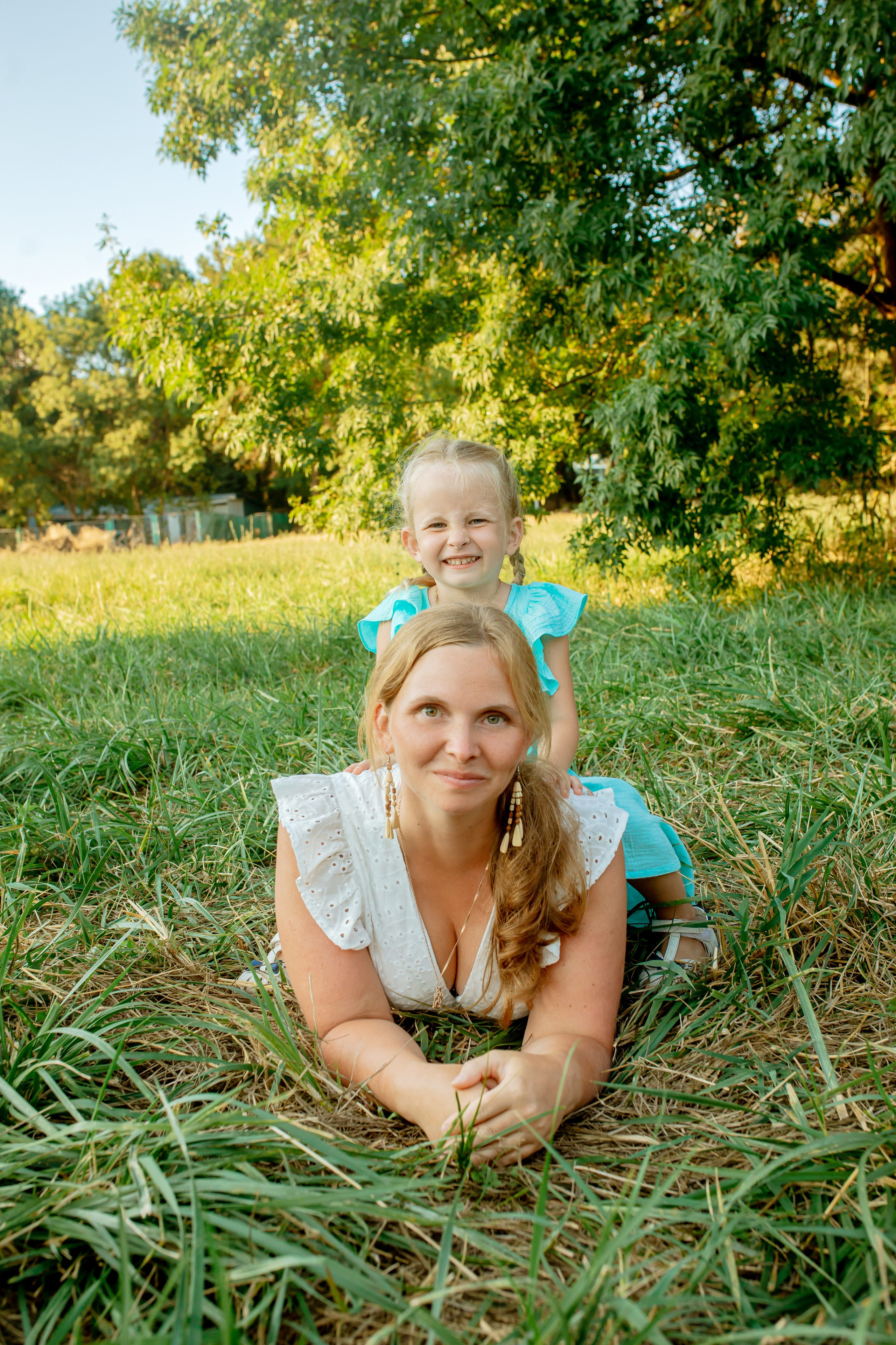 Камилла и Виктор с детьми. Фотограф в Геленджике, Архипо-Осиповке, Абрау-Дюрсо, Кринице Виктория