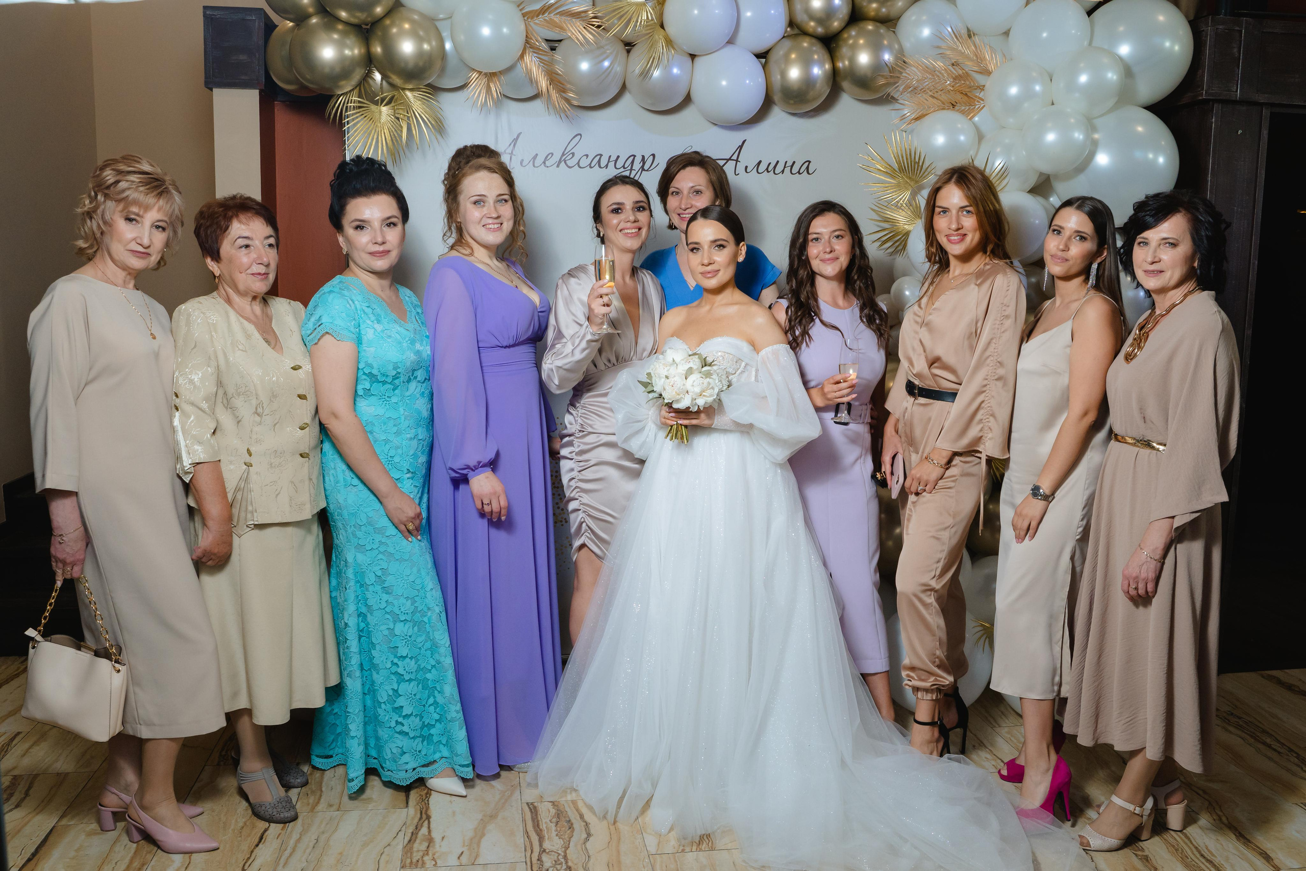 Свадьбы и банкеты. Выпускные альбомы в Екатеринбурге, от Анастасии Саловой