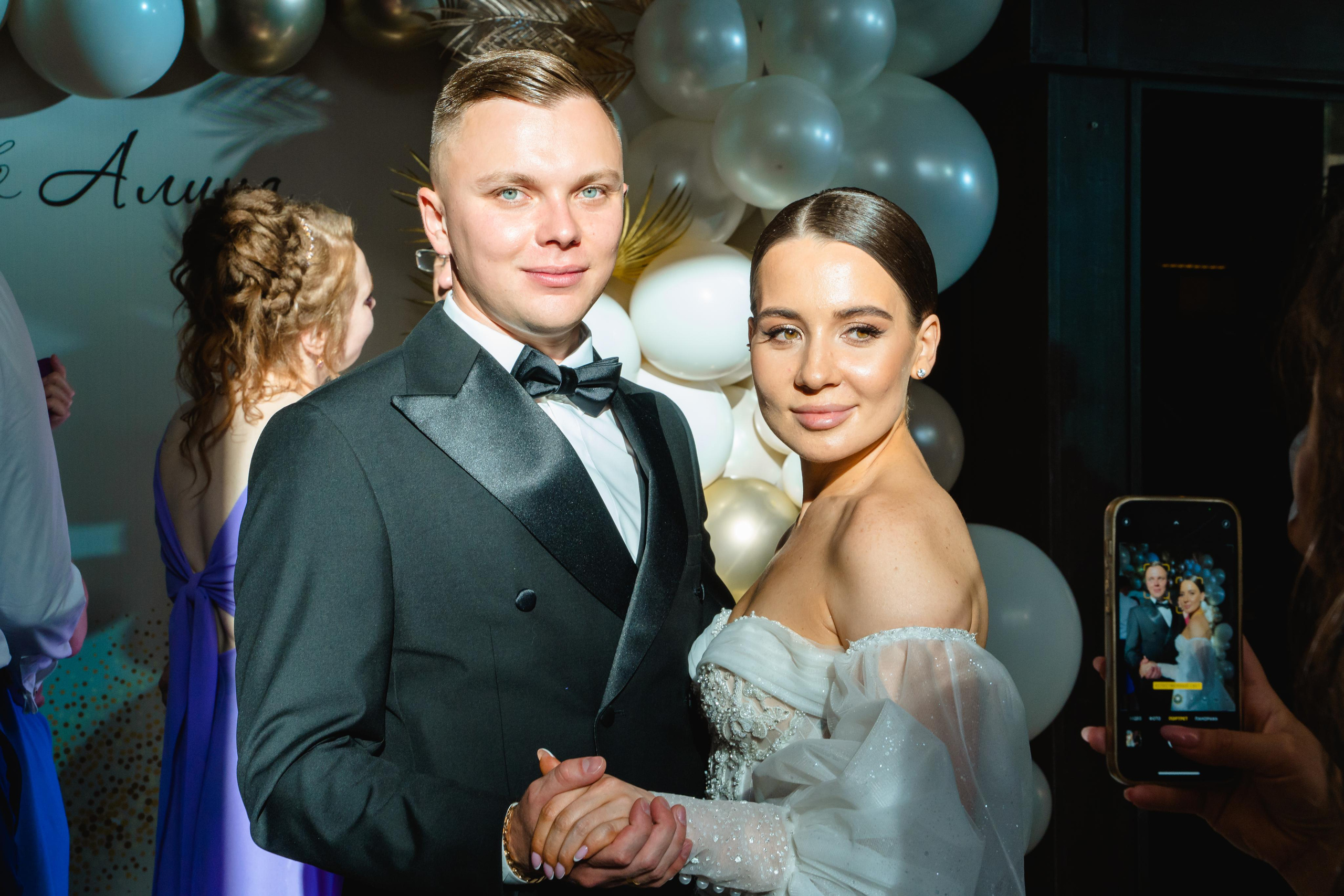 Свадьбы и банкеты. Выпускные альбомы в Екатеринбурге, от Анастасии Саловой