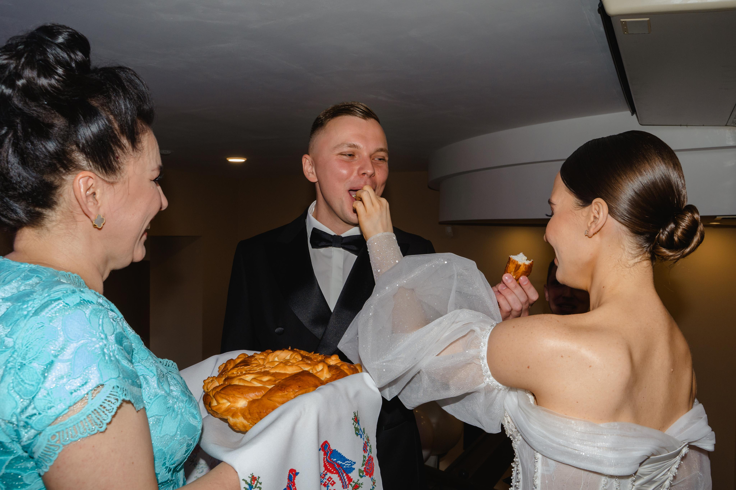 Свадьбы и банкеты. Выпускные альбомы в Екатеринбурге, от Анастасии Саловой