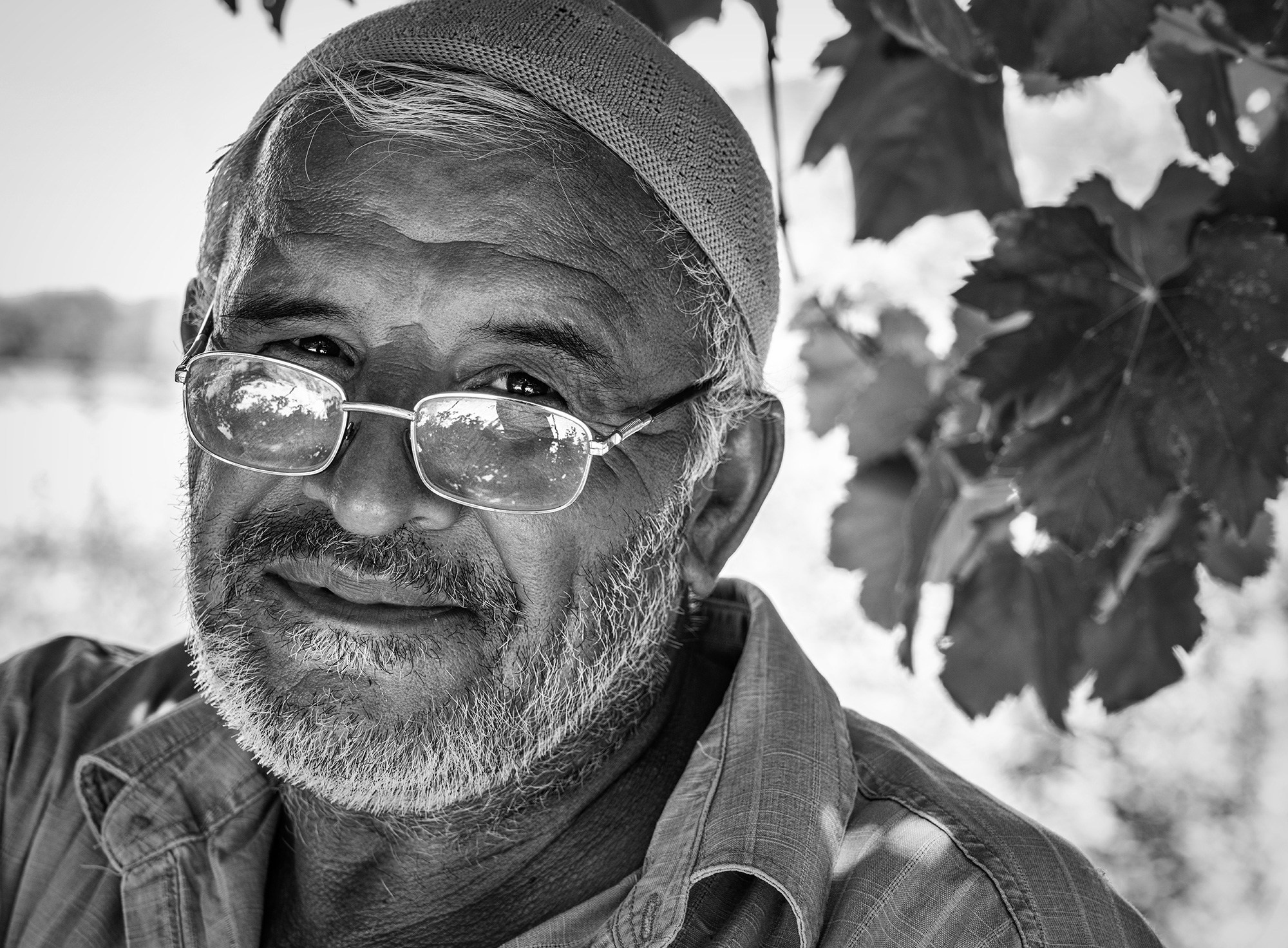 Незнакомцы, незнакомки. Фотограф Владимир Остапенко