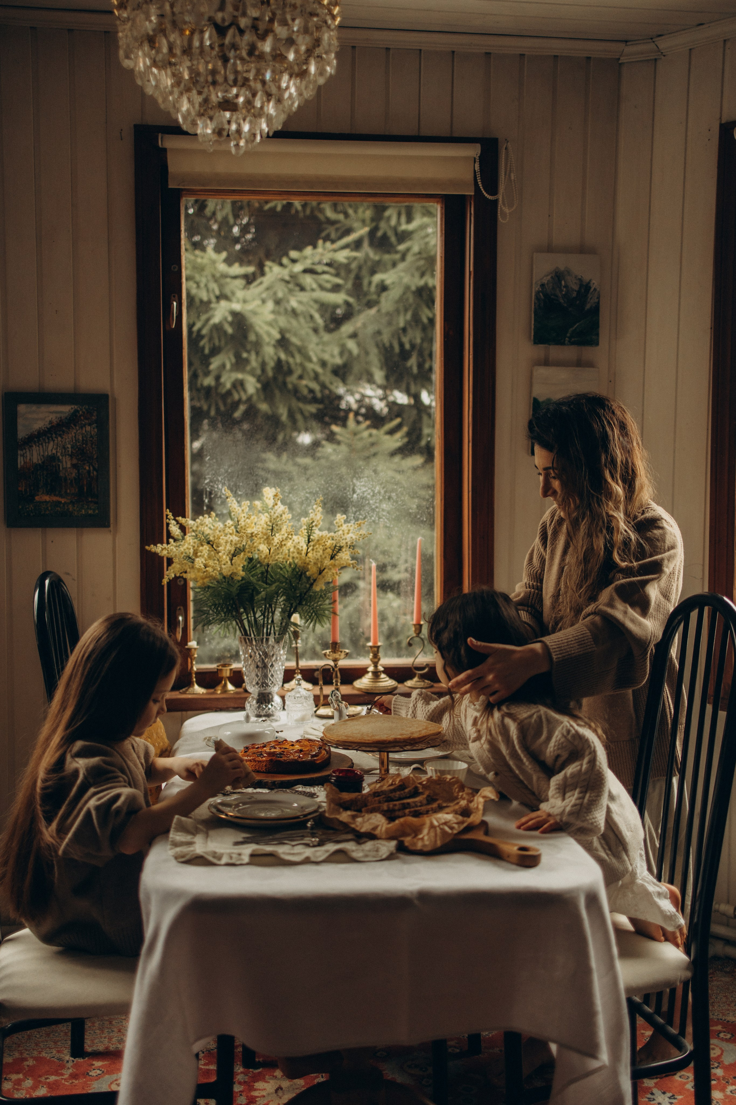 Вика Эмилия и Николь. Фотокарточки о вас и о большой любви!
