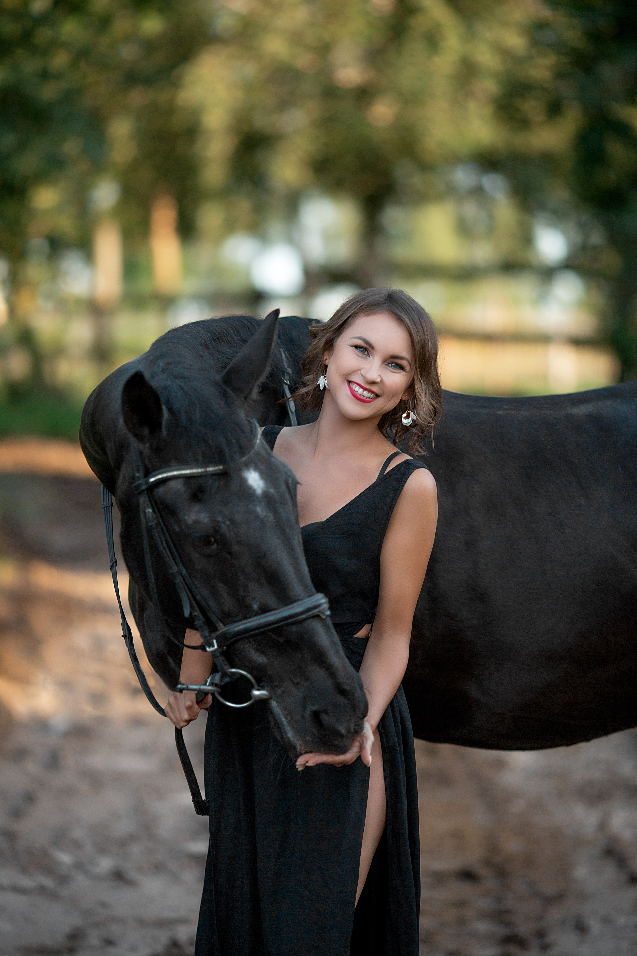 Анна и Жасмин. Фотосессия с лошадьми в Нижнем Новгороде
