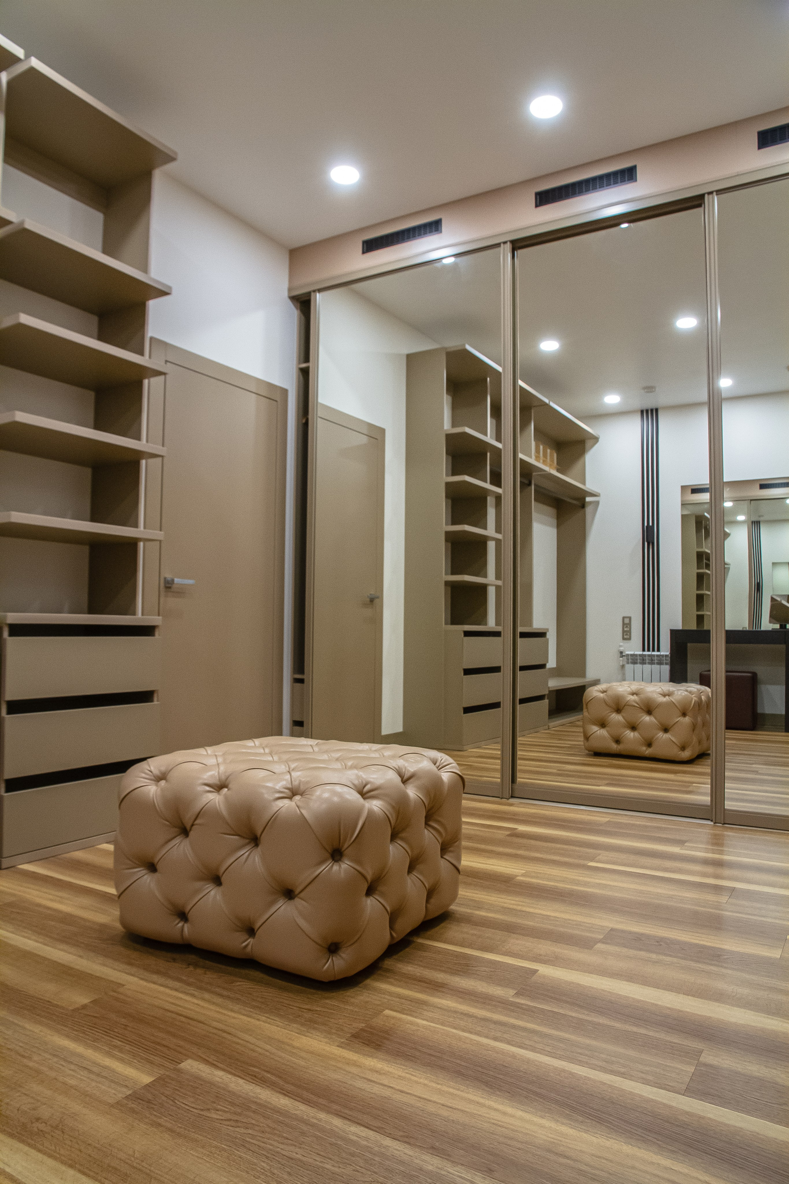 Дом 1. Фотограф Антон Катунин | Симферополь