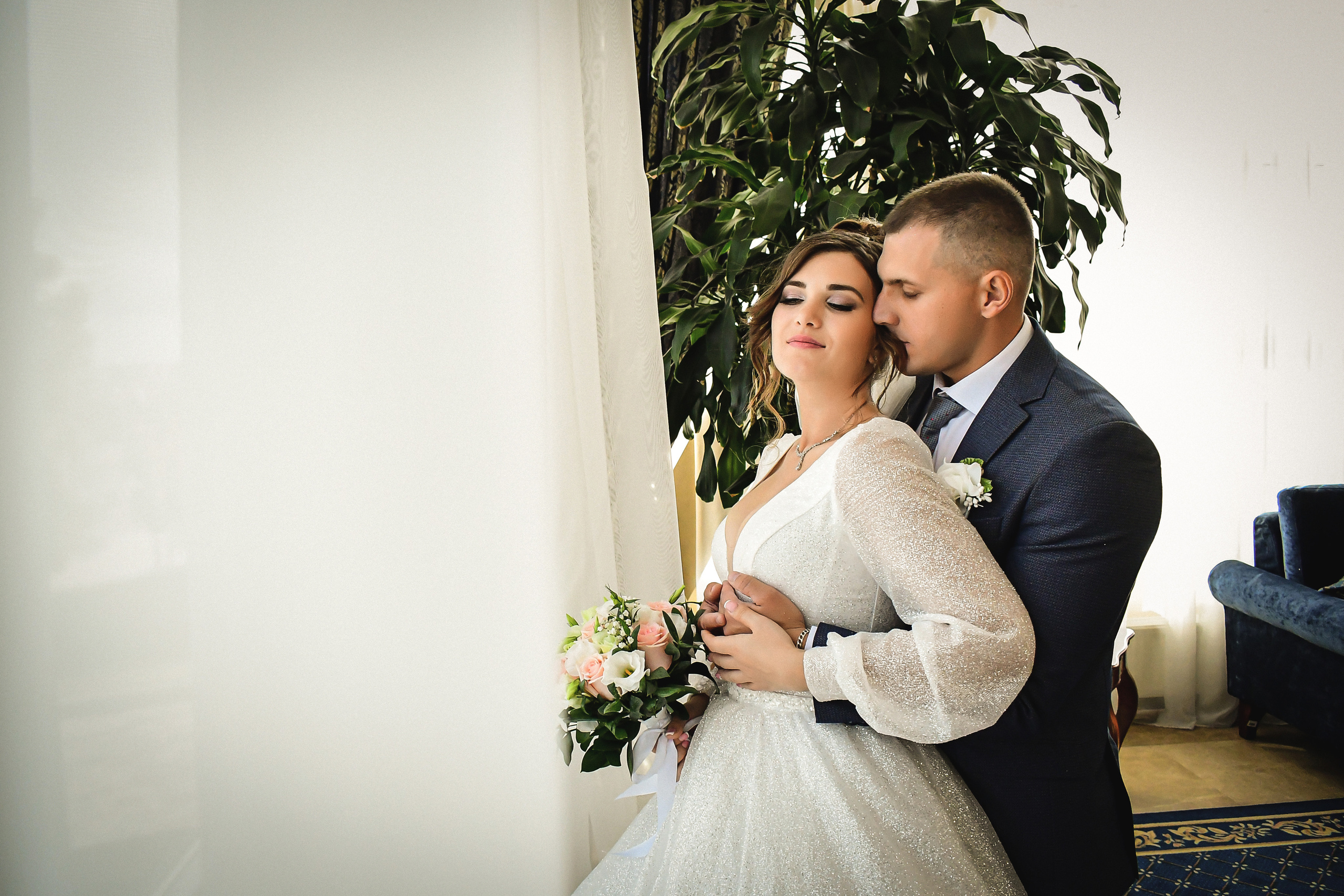 Съемка в студии, гостинице. Семейный и свадебный фотограф в Донецке Донская Анастасия