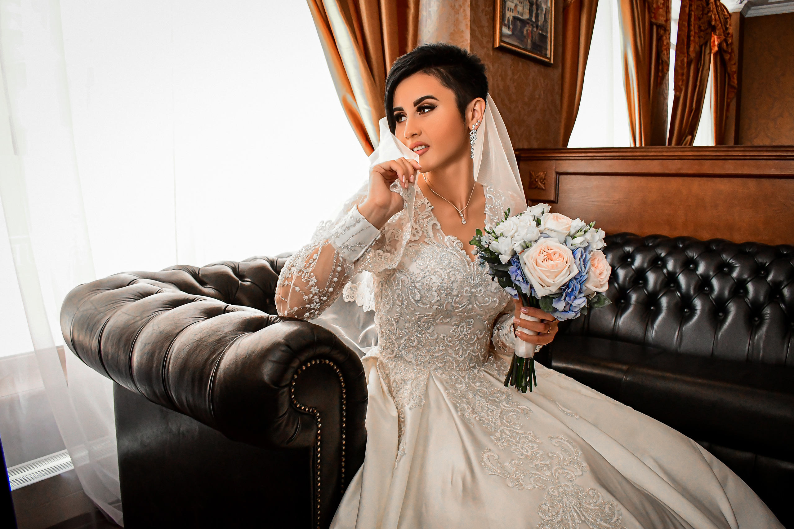 Съемка в студии, гостинице. Семейный и свадебный фотограф в Донецке Донская Анастасия