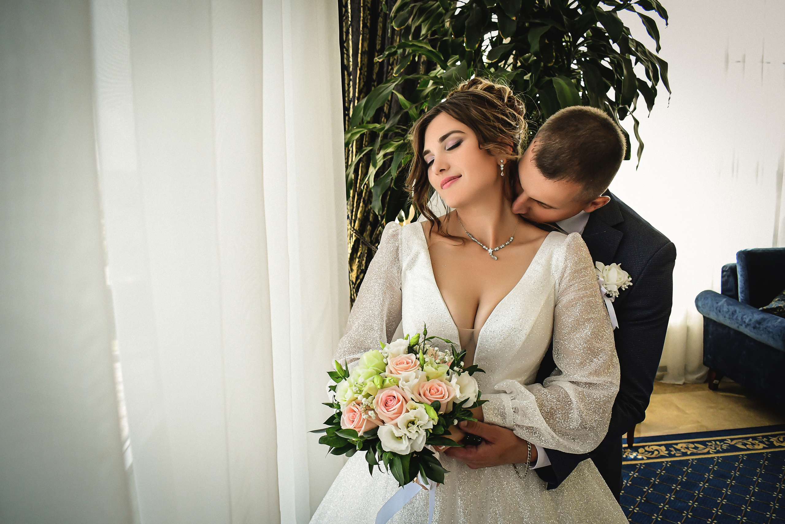 Съемка в студии, гостинице. Семейный и свадебный фотограф в Донецке Донская Анастасия