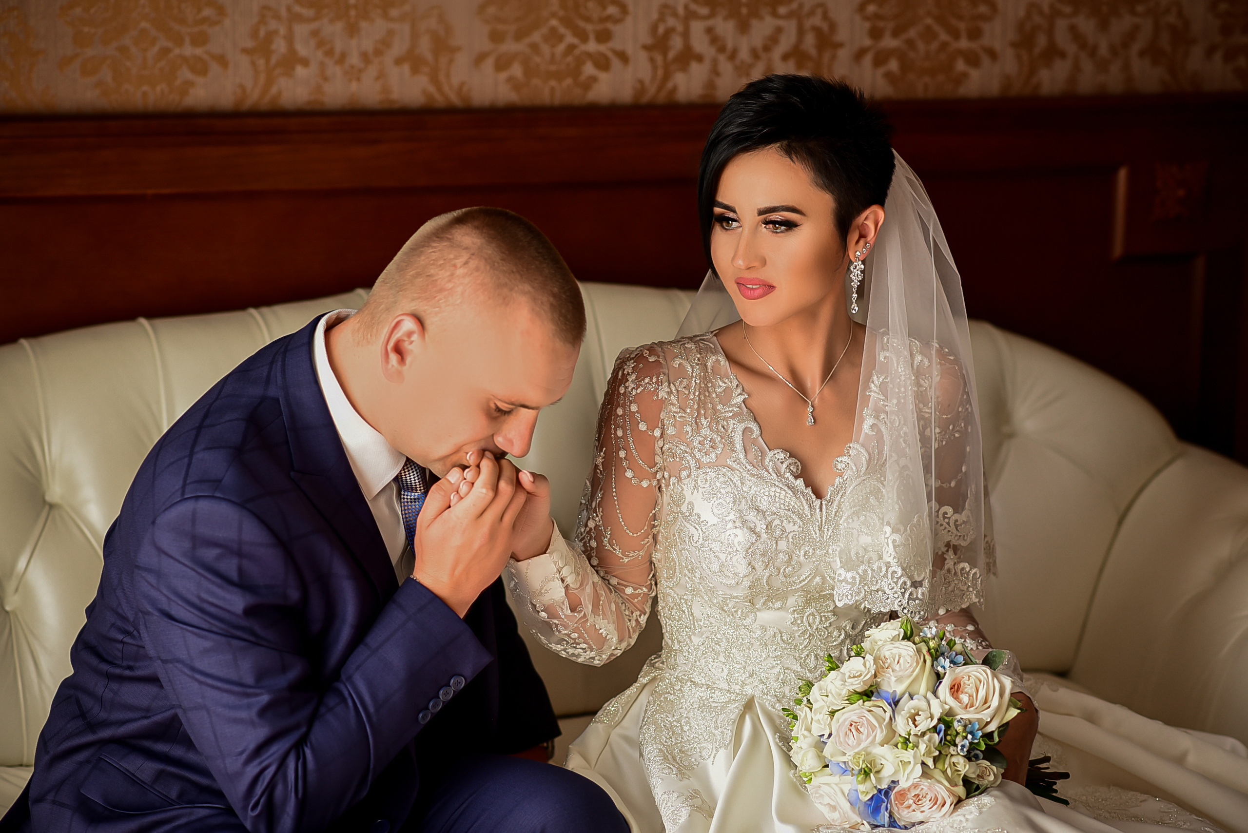 Съемка в студии, гостинице. Семейный и свадебный фотограф в Донецке Донская Анастасия