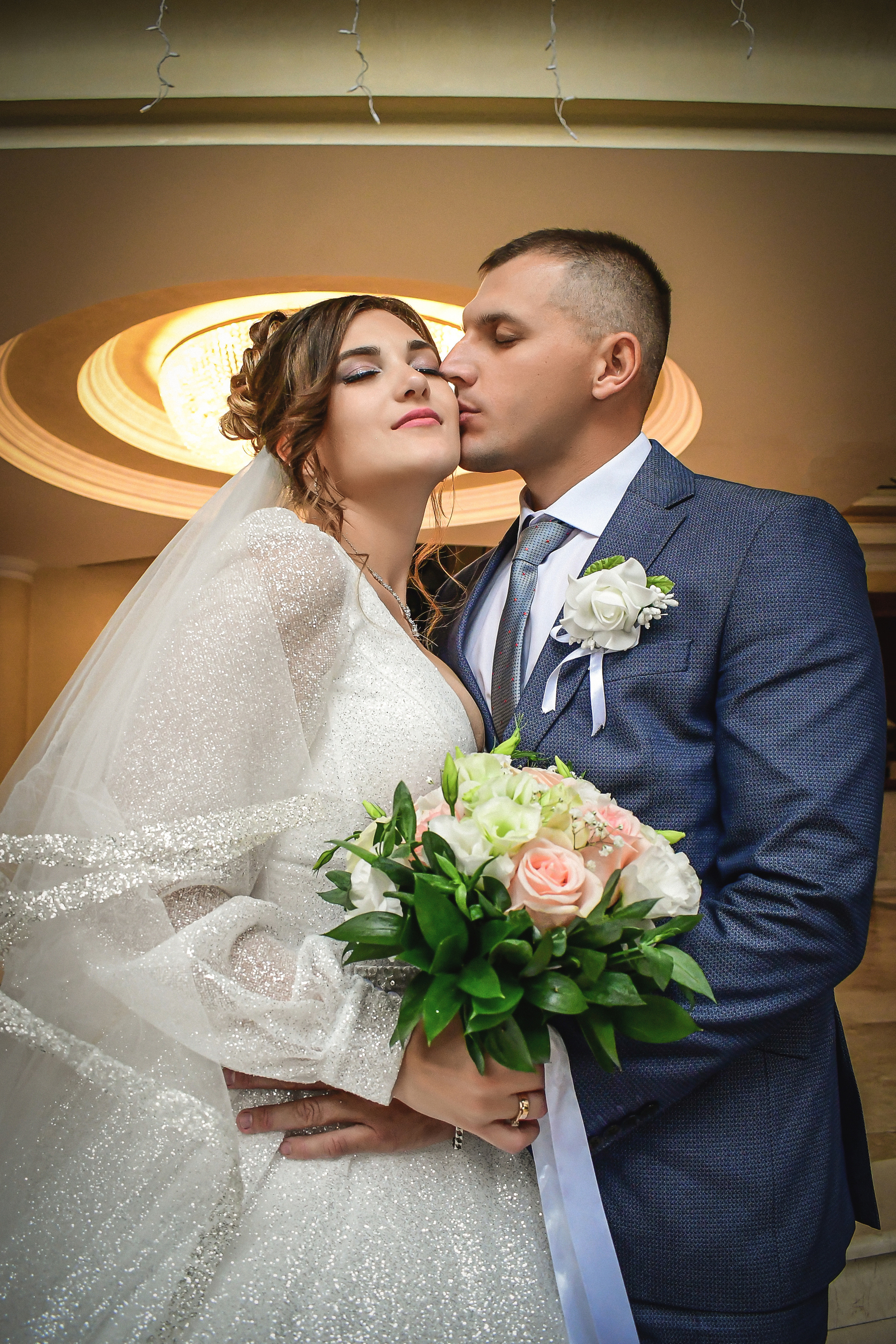 Съемка в студии, гостинице. Семейный и свадебный фотограф в Донецке Донская Анастасия