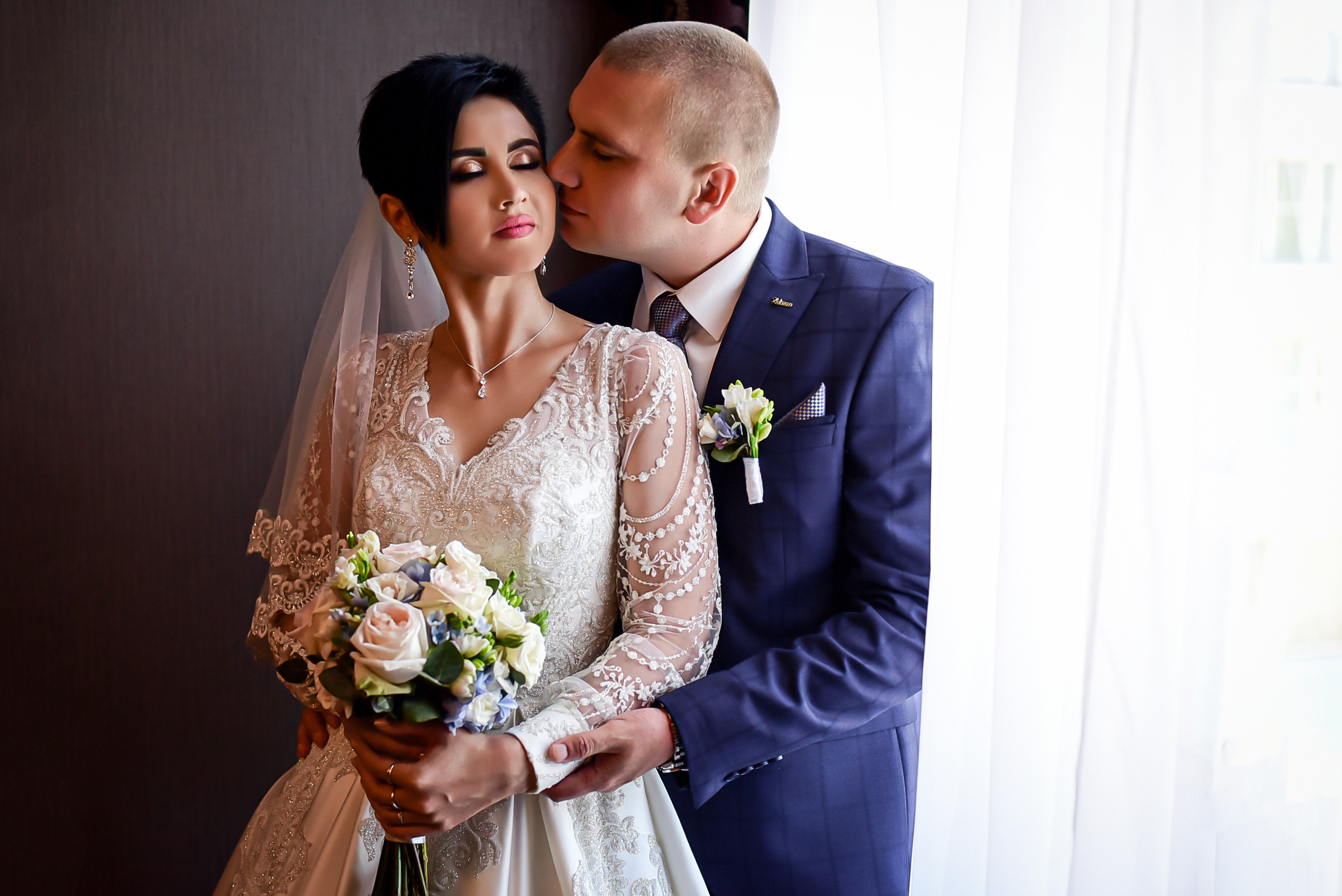 Съемка в студии, гостинице. Семейный и свадебный фотограф в Донецке Донская Анастасия