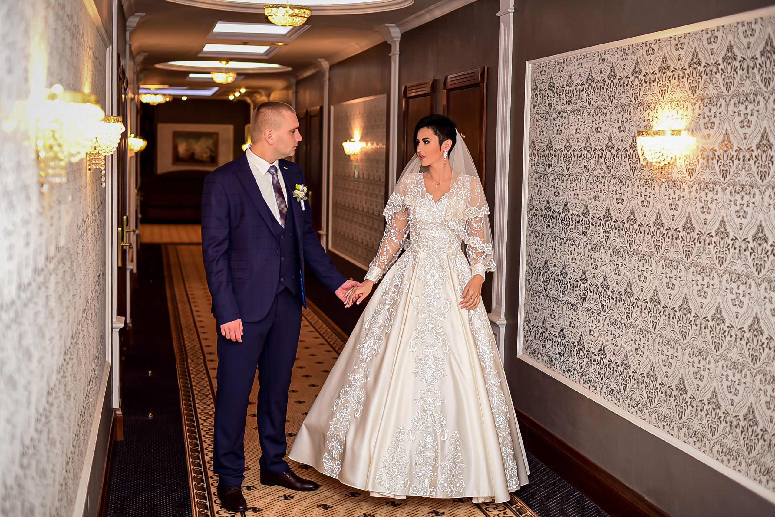 Съемка в студии, гостинице. Семейный и свадебный фотограф в Донецке Донская Анастасия