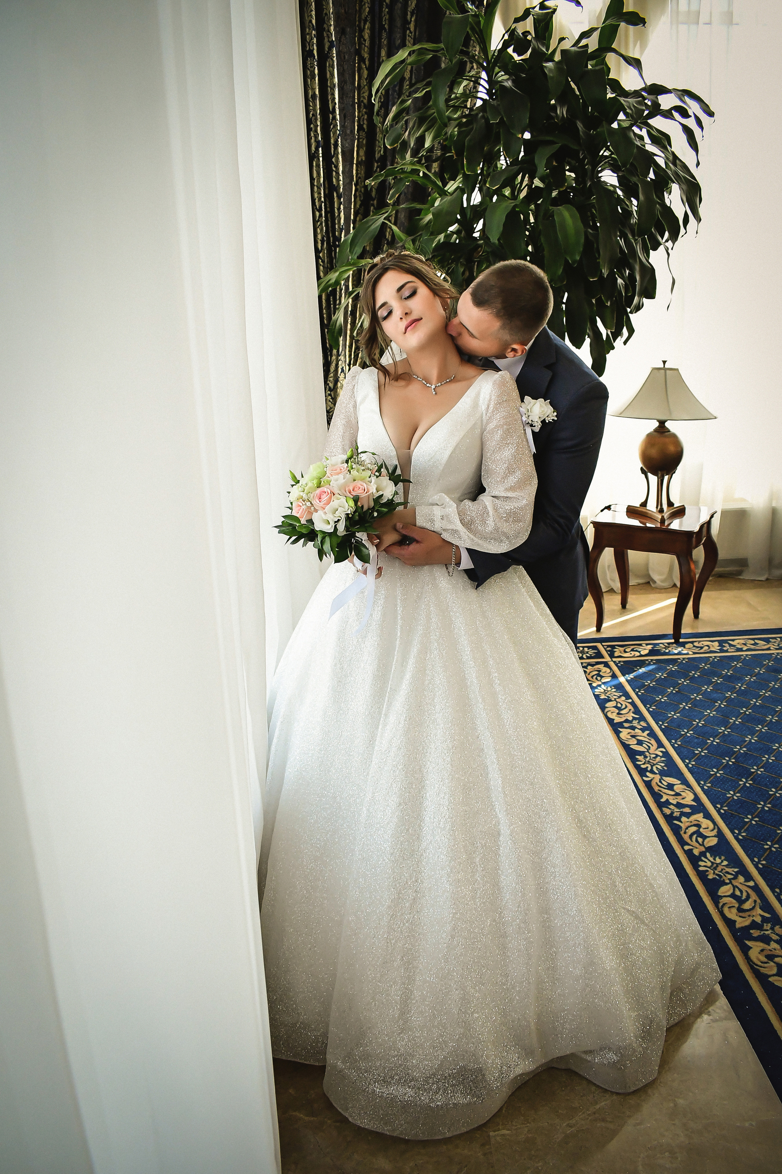 Съемка в студии, гостинице. Семейный и свадебный фотограф в Донецке Донская Анастасия