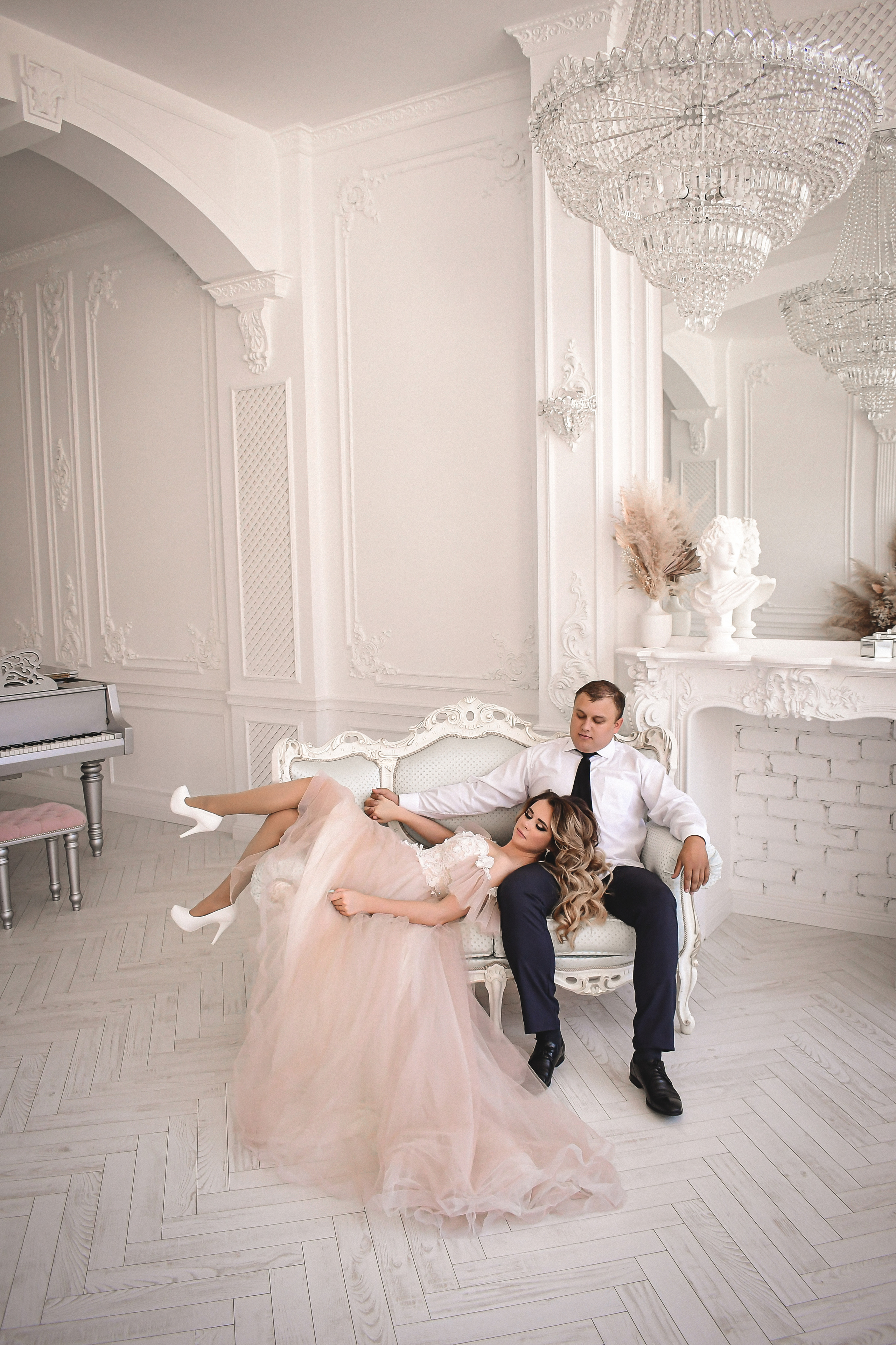 Съемка в студии, гостинице. Семейный и свадебный фотограф в Донецке Донская Анастасия