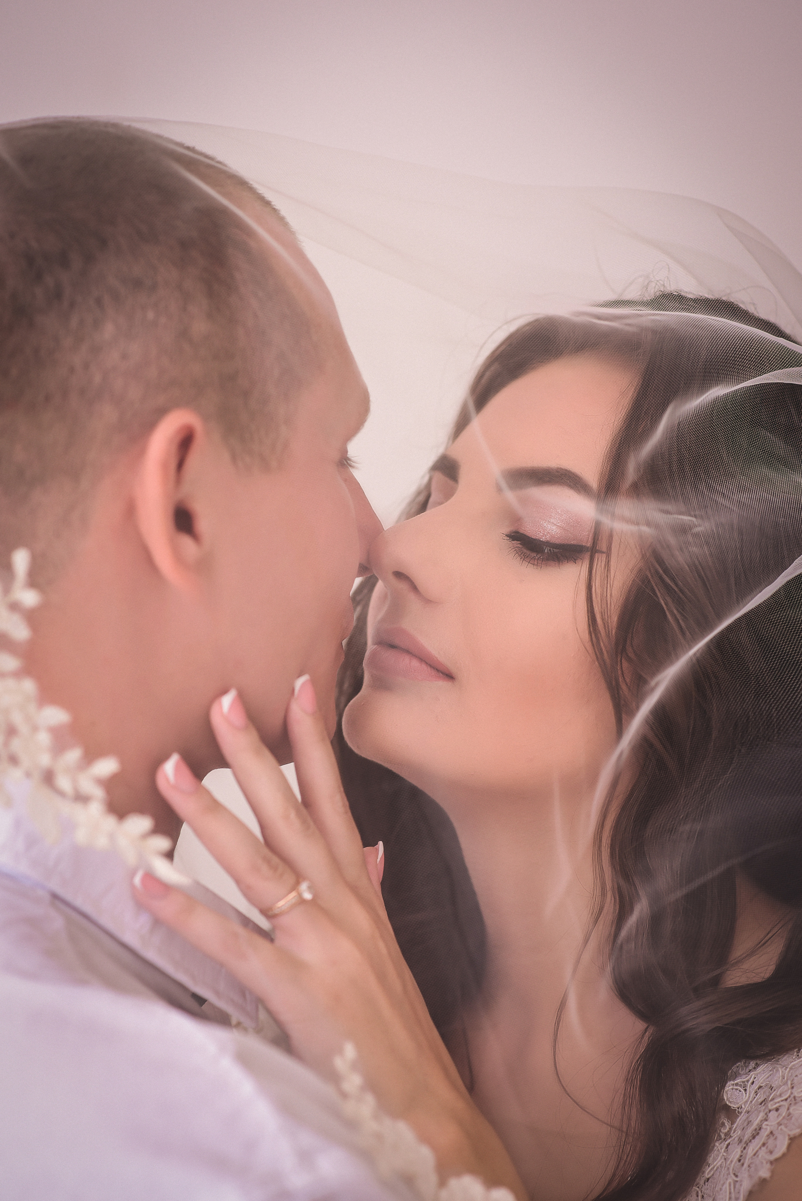 Съемка в студии, гостинице. Семейный и свадебный фотограф в Донецке Донская Анастасия