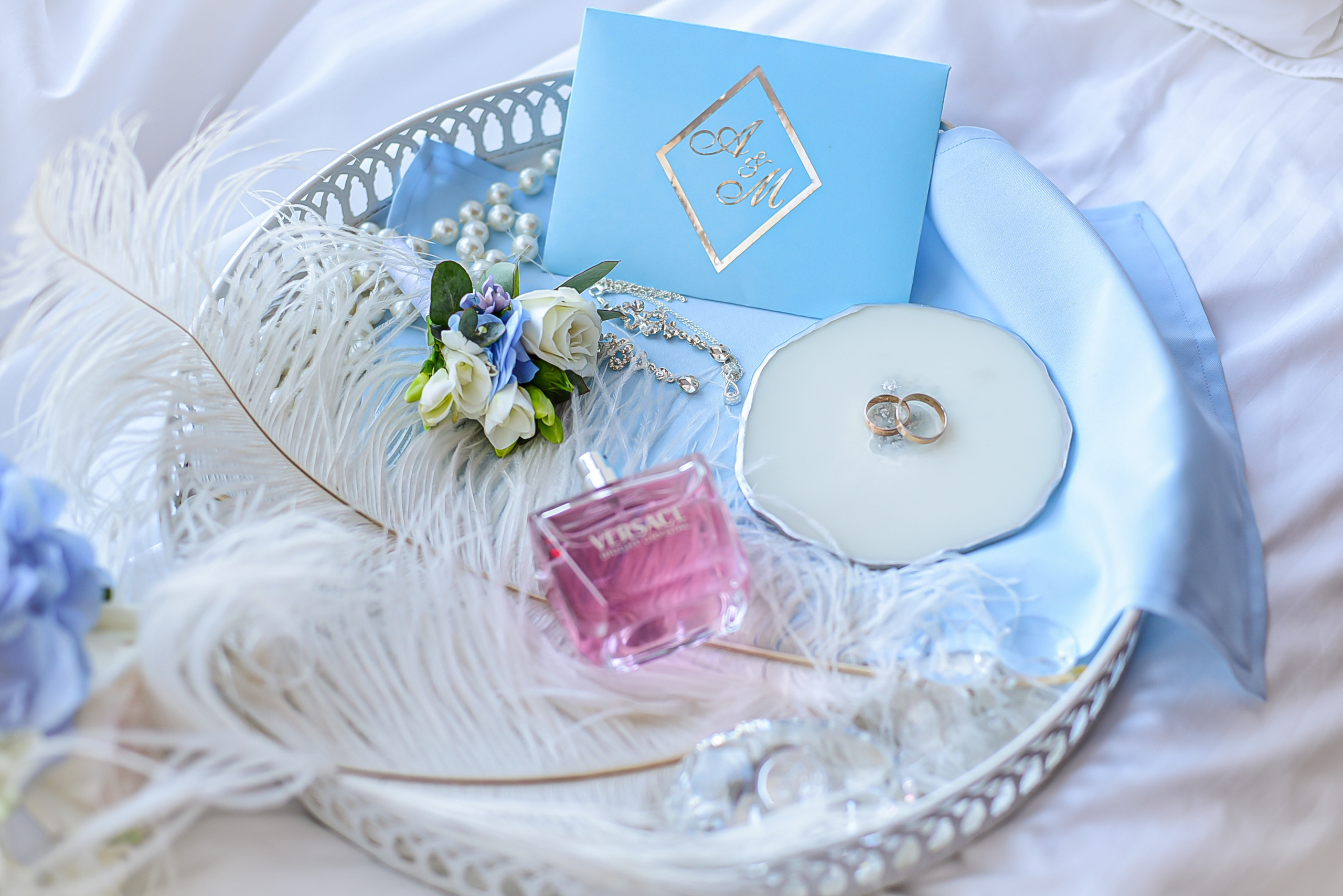 Съемка в студии, гостинице. Семейный и свадебный фотограф в Донецке Донская Анастасия