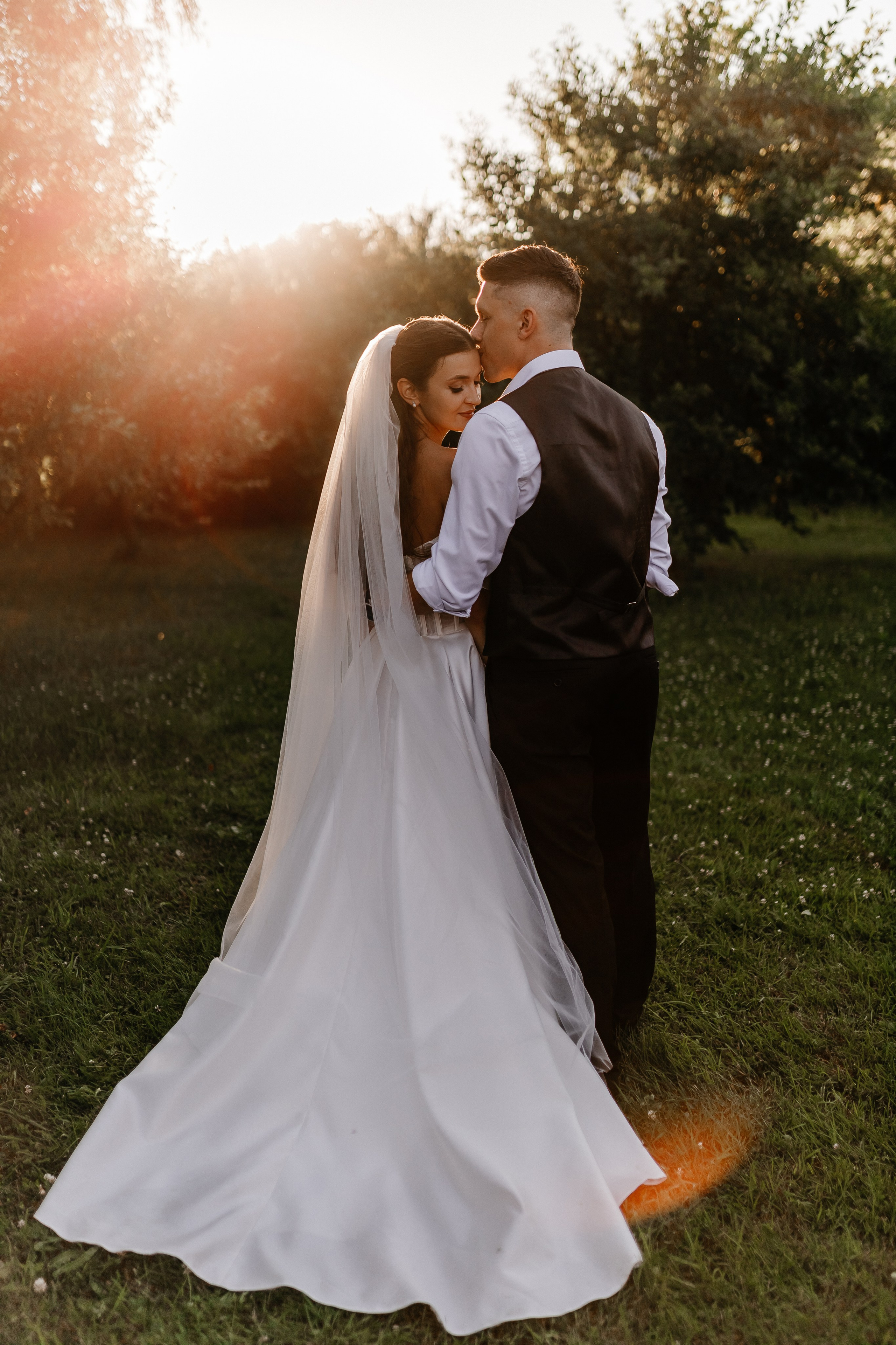 Юлия и Никита. Свадебный фотограф Елена Ловцевич