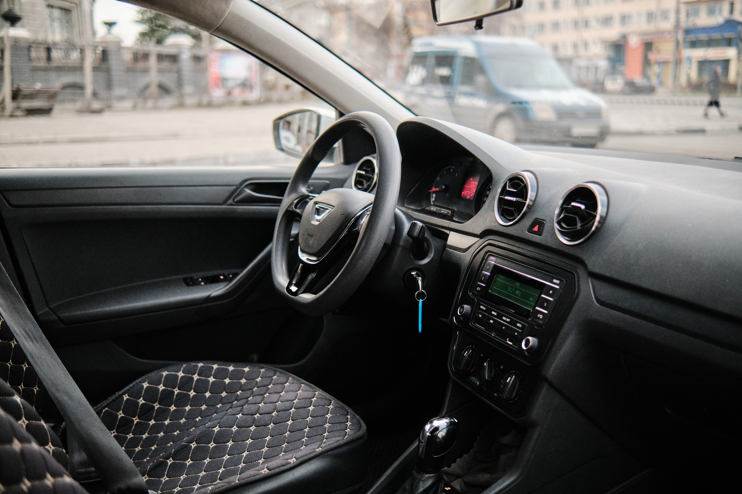 Новый автопарк Яндекс такси в Новокузнецке. Свадебный и семейный фотограф в Новокузнецке Иван Иванов