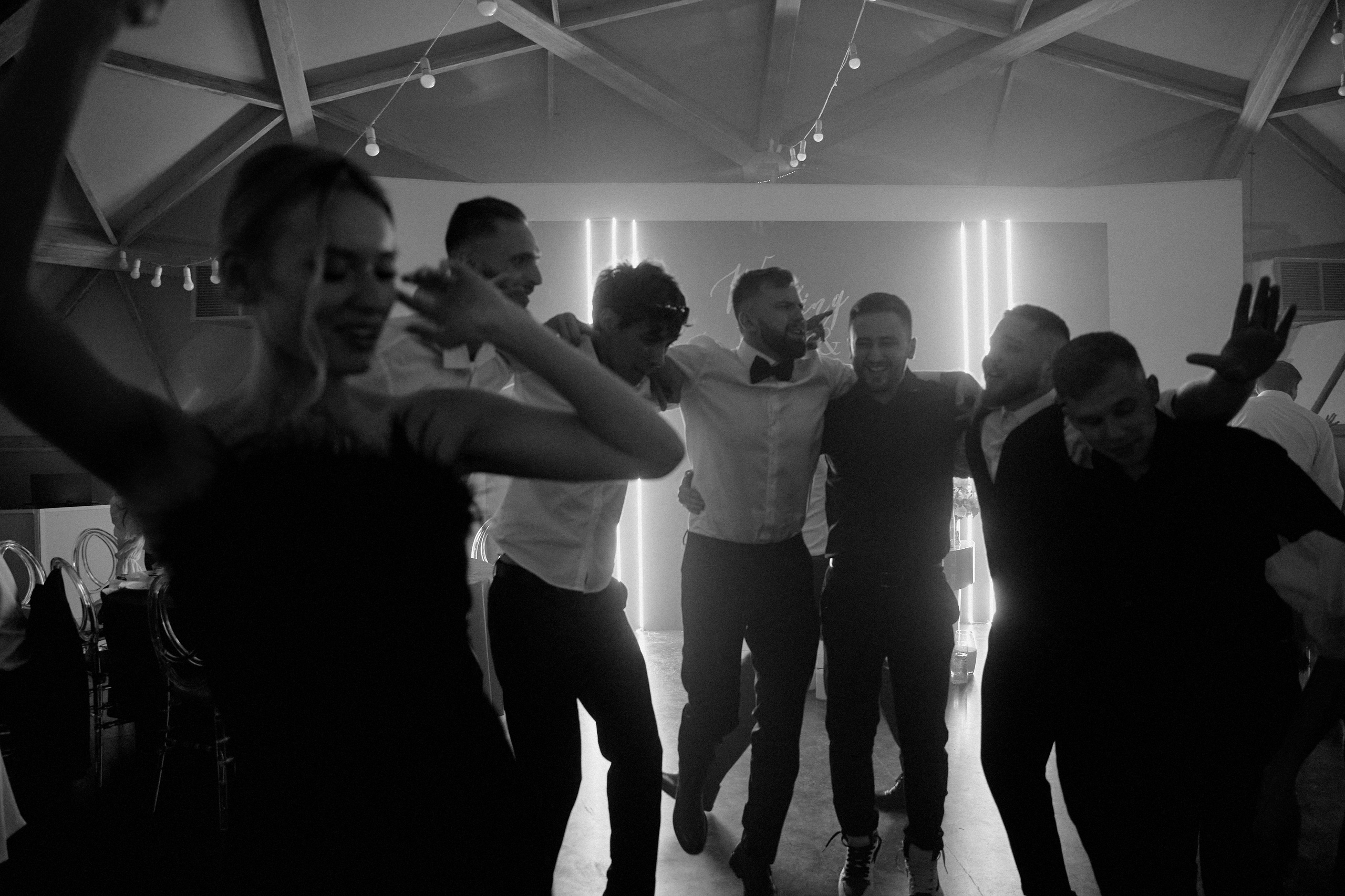 TOTAL BLACK. Дмитрий Мазуркевич: Профессиональный Репортажный Фотограф