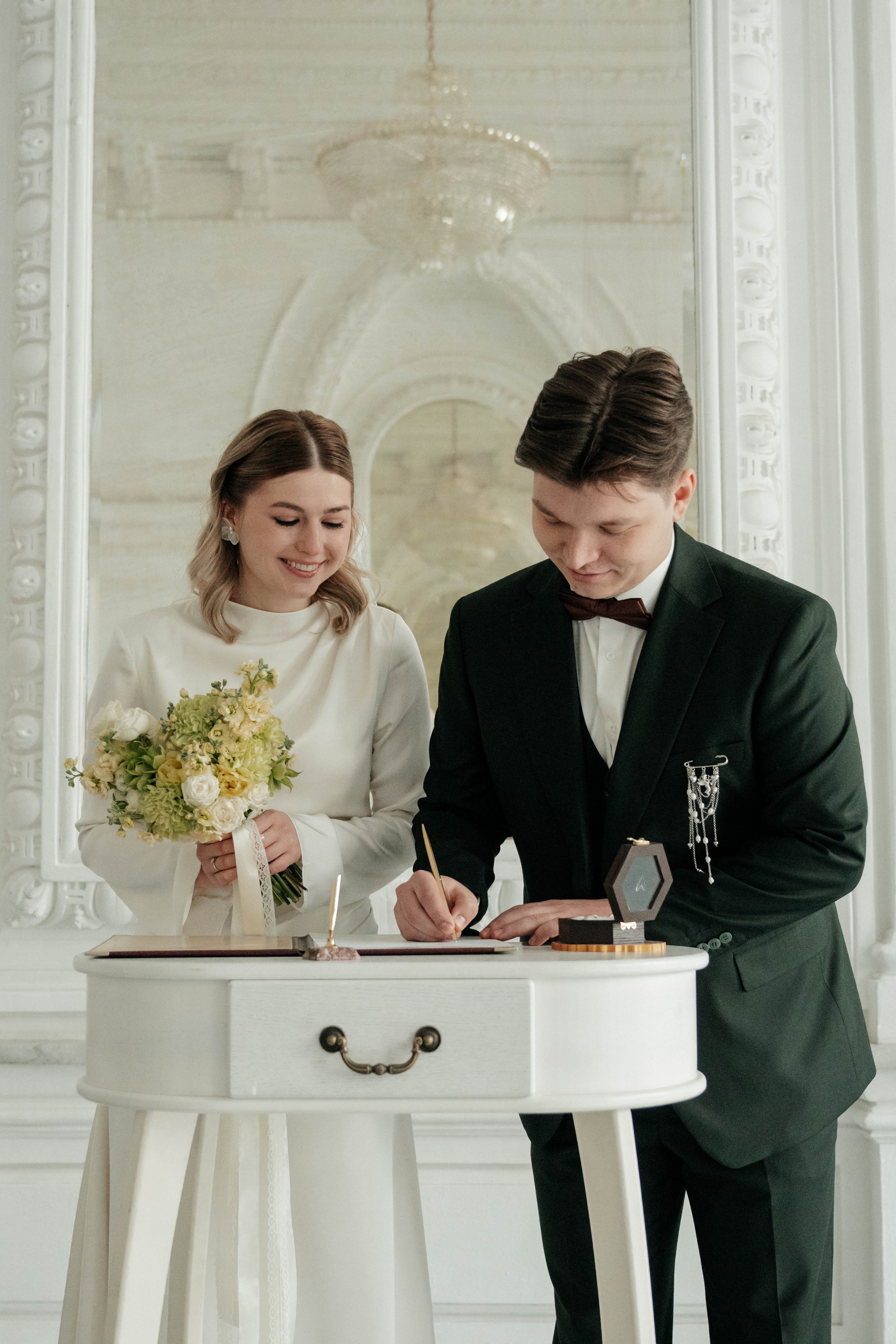 Евгений и Анастасия / Особняк Спиридонова, МГУ. Свадебный фотограф Москва Александра Аверкова