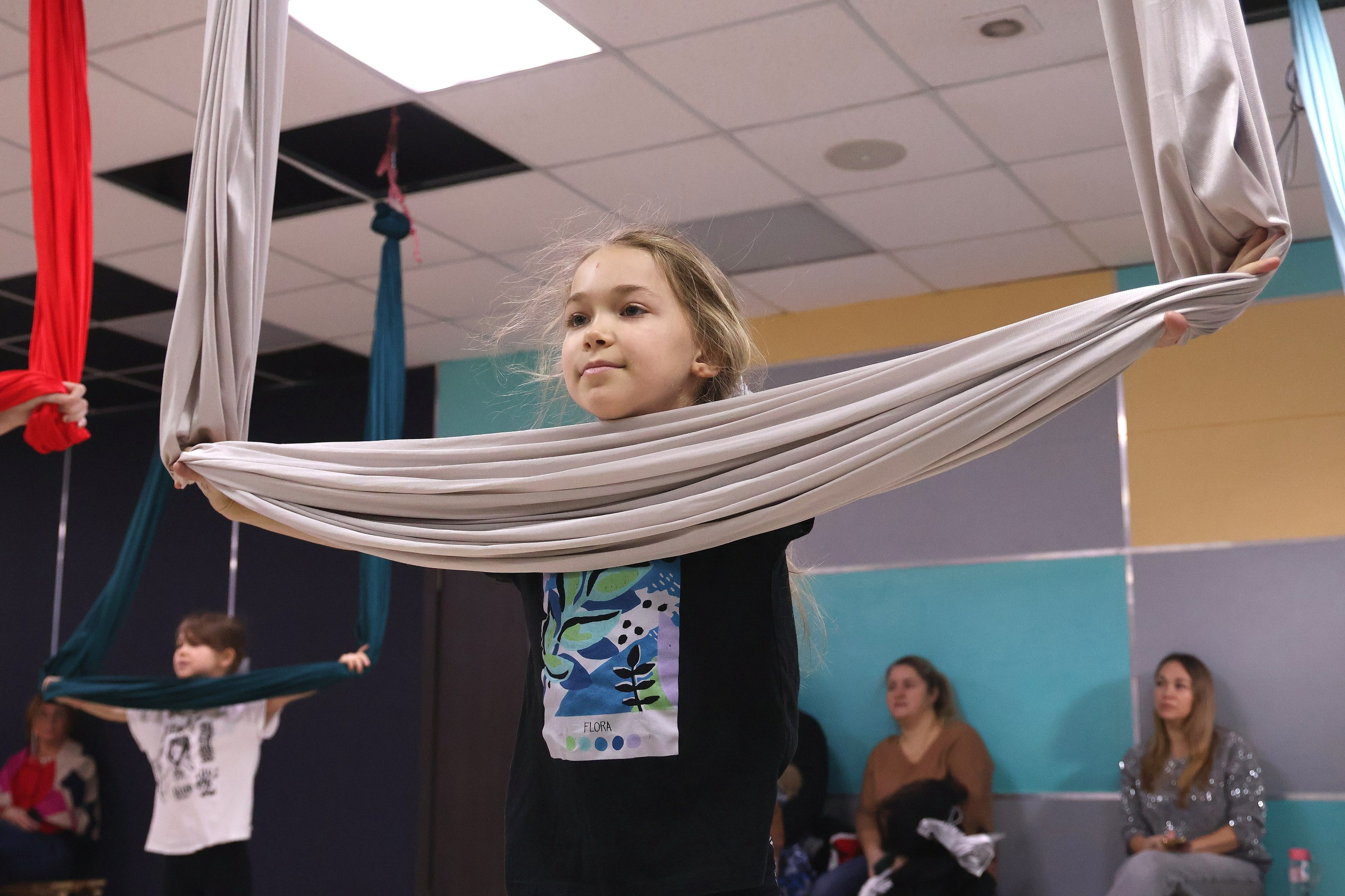 Открытый урок «Фитнес в гамаках». Спортивный и репортажный фотограф Ермакова Светлана