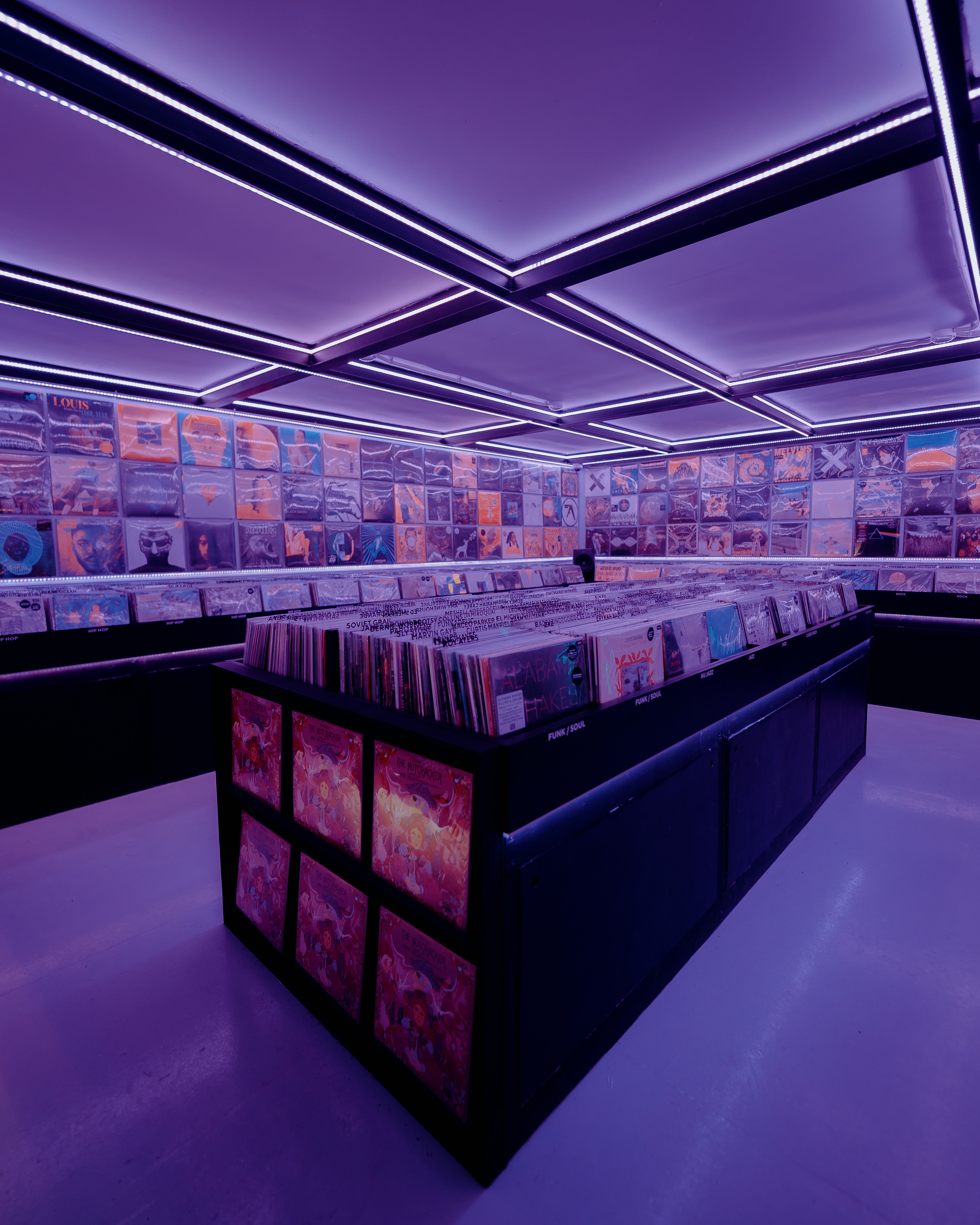 Stoprobot Vinyl II. @tomrus: Рустам Шагиморданов — фотограф