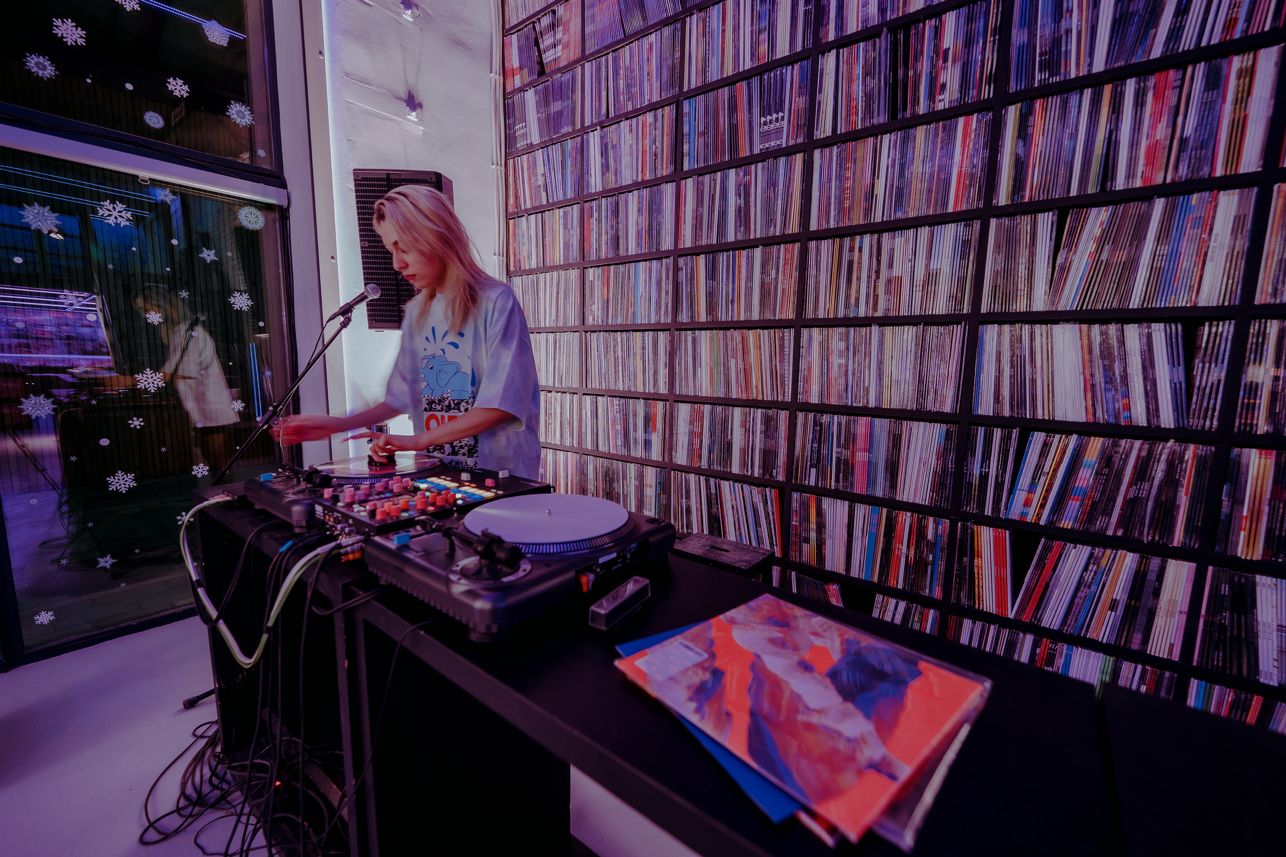 Stoprobot Vinyl II. @tomrus: Рустам Шагиморданов — фотограф