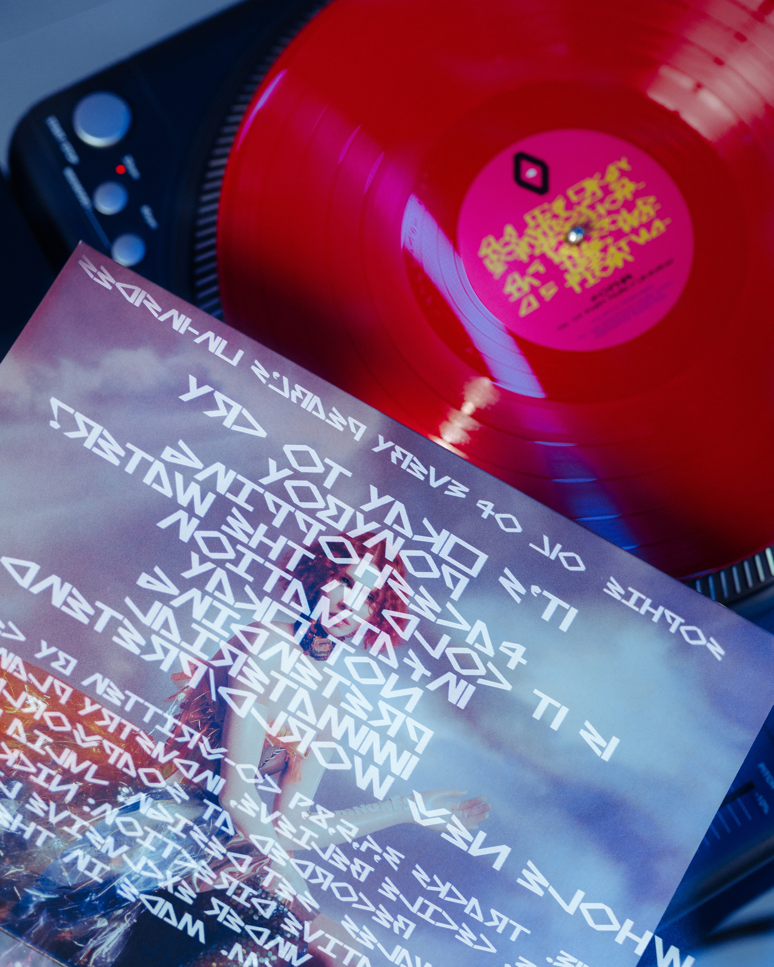 Stoprobot Vinyl II. @tomrus: Рустам Шагиморданов — фотограф