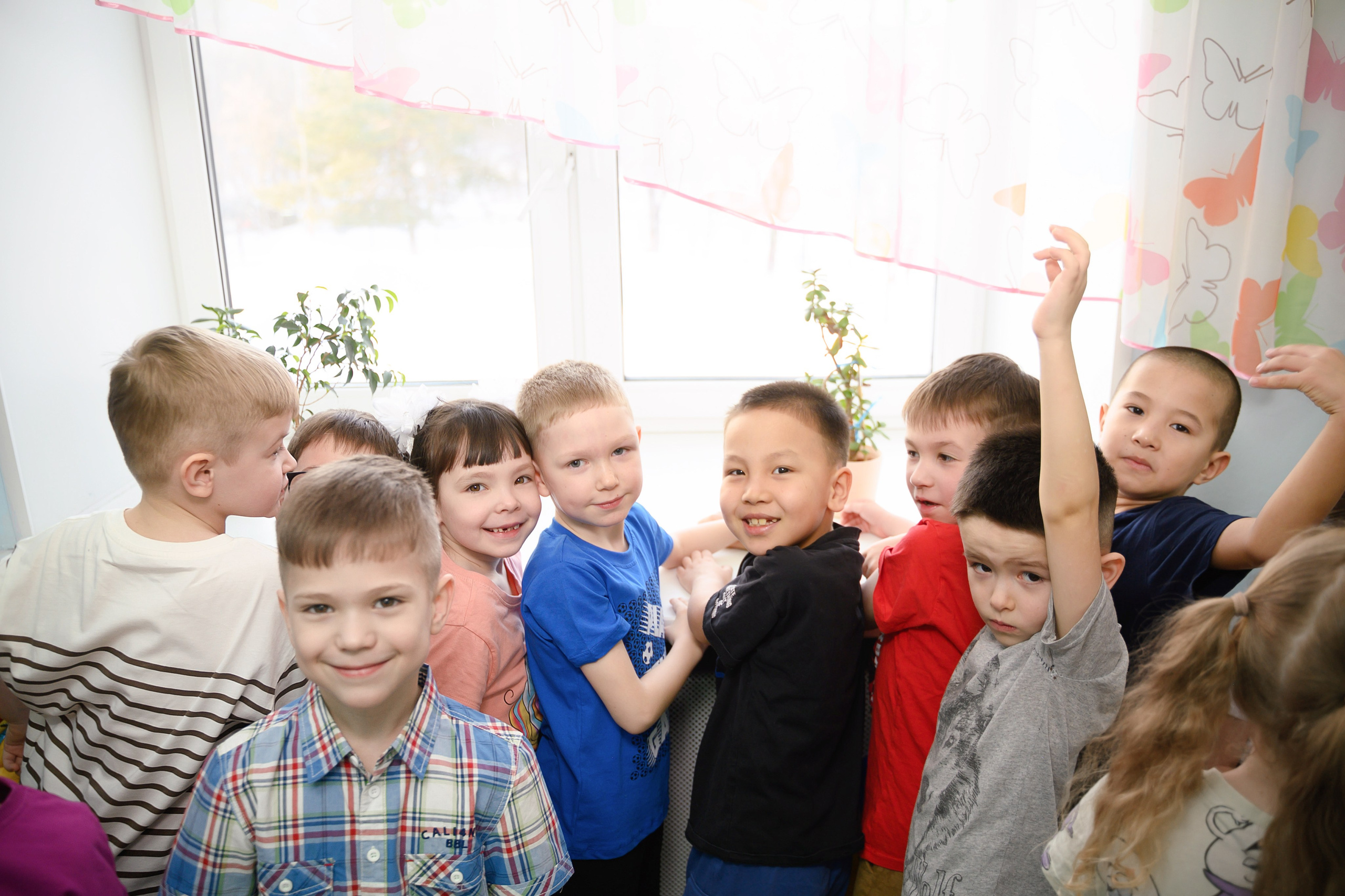 Гвоздички д\с 3 2к съемка в садике. Фотограф новорожденных, семейный детский в Тюмени Татьяна Морозова