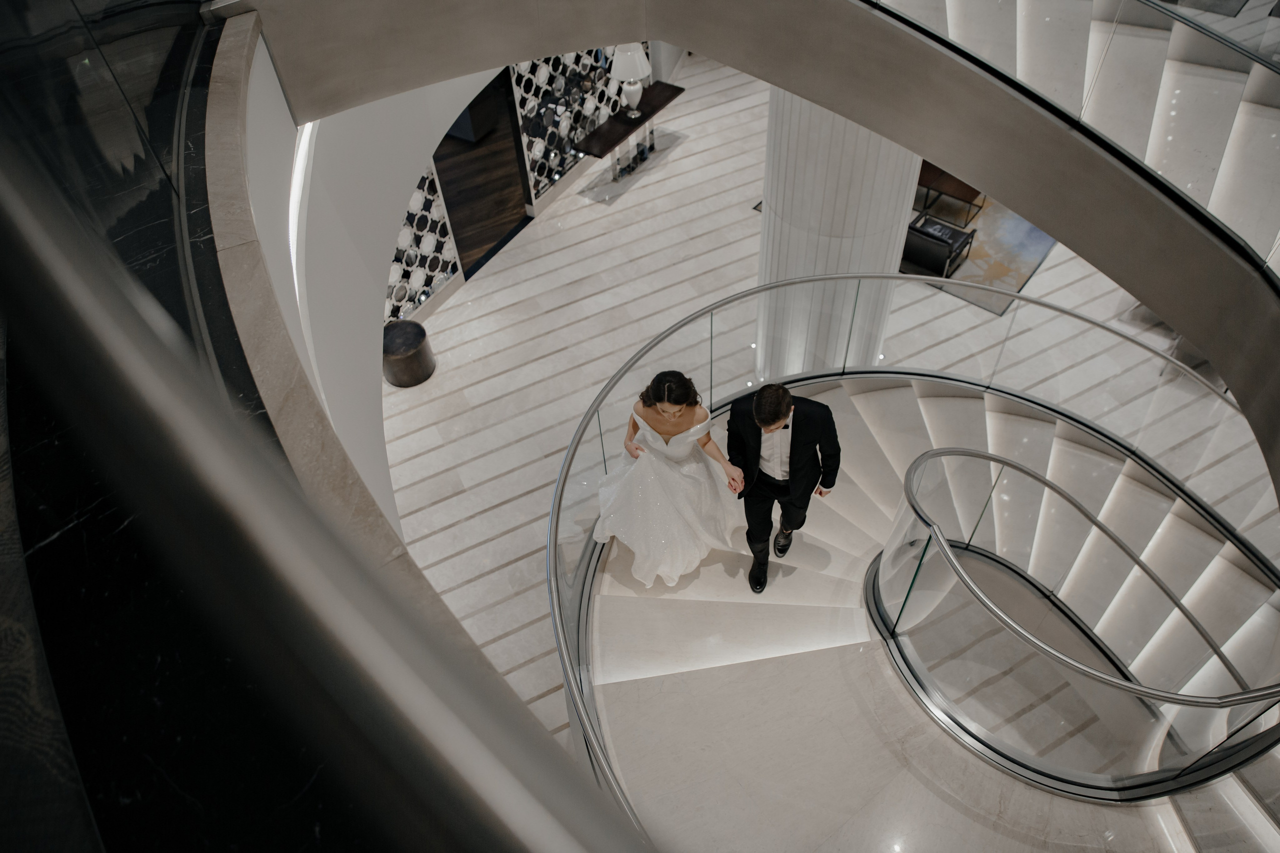 16.09.2024. RETOUCH-HOUSE