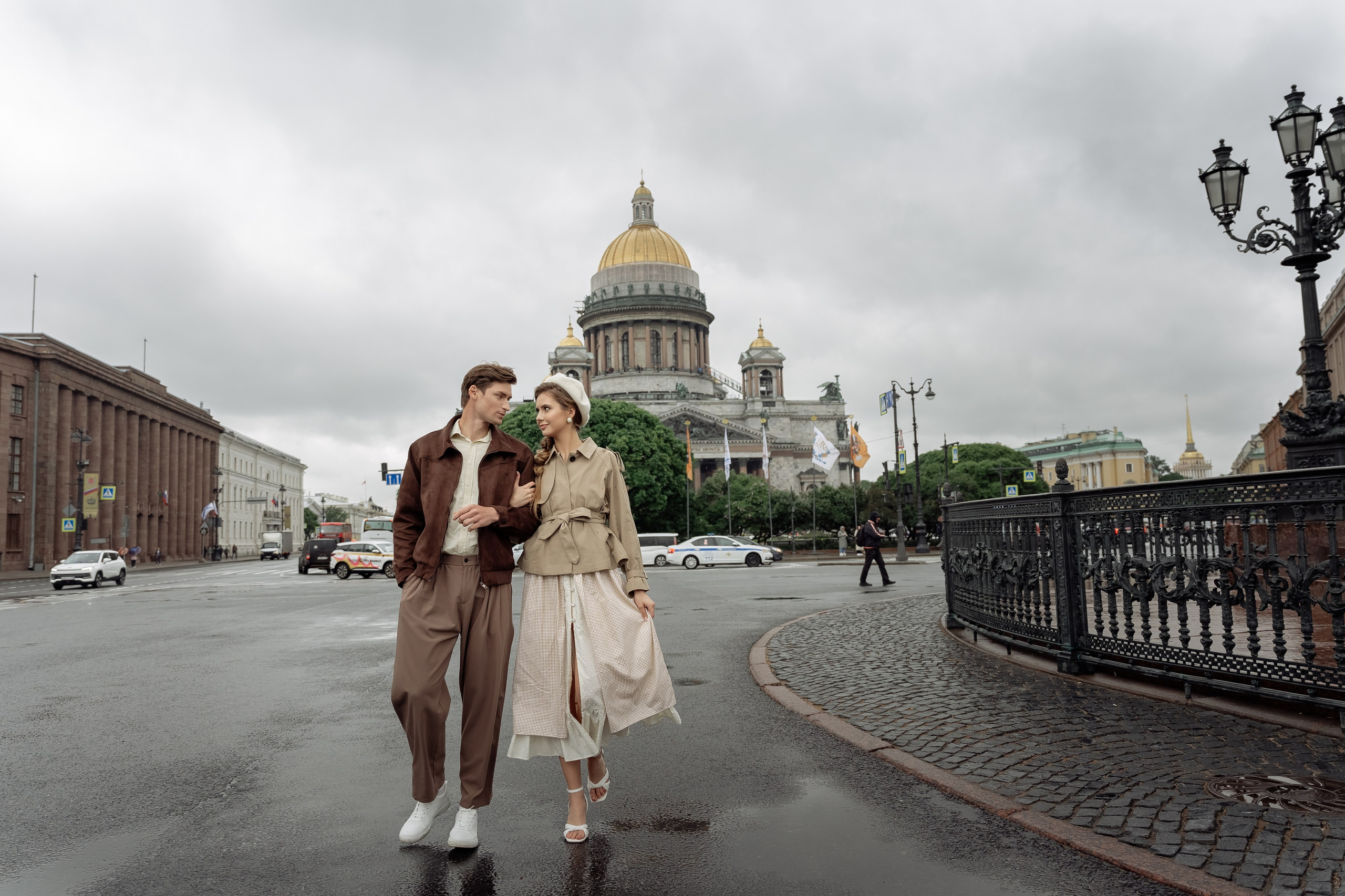 Двое под одним зонтом